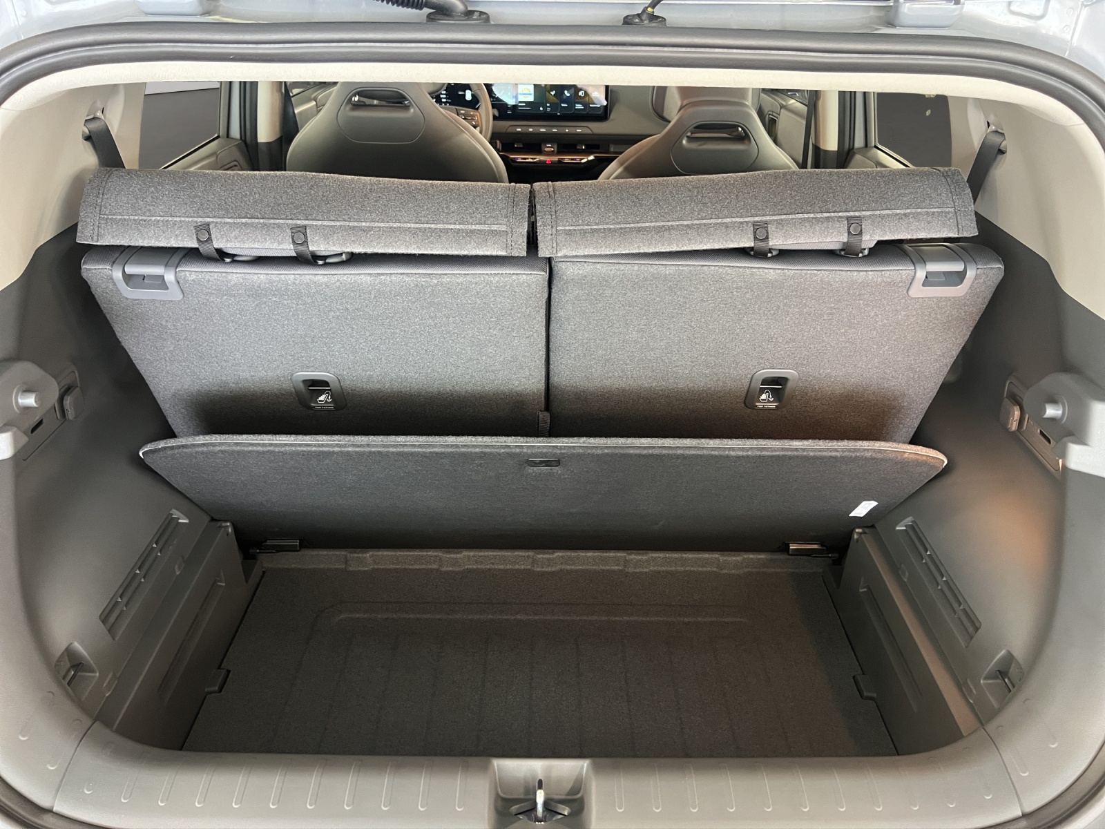 KIA EV2 42.2 kWh Air 4P-image-13