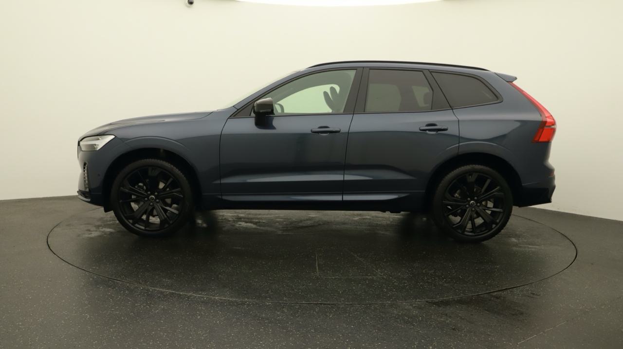 VOLVO XC60 B5 Benzin Mild Hybrid AWD Black Edition Geartronic-image-1