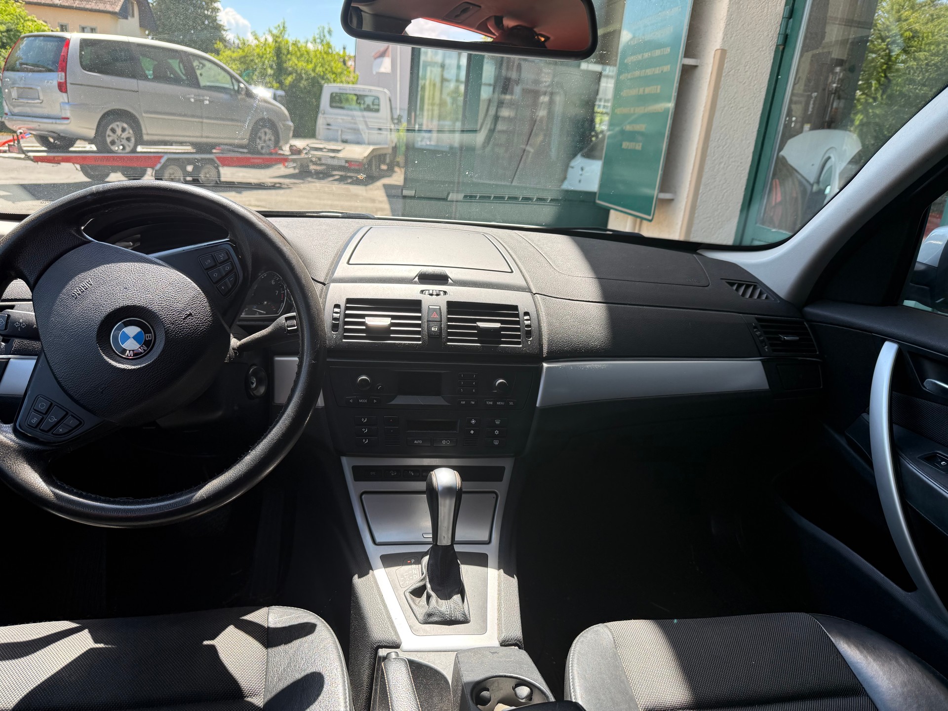 BMW X3 xDrive 30i (3.0si)-image-4