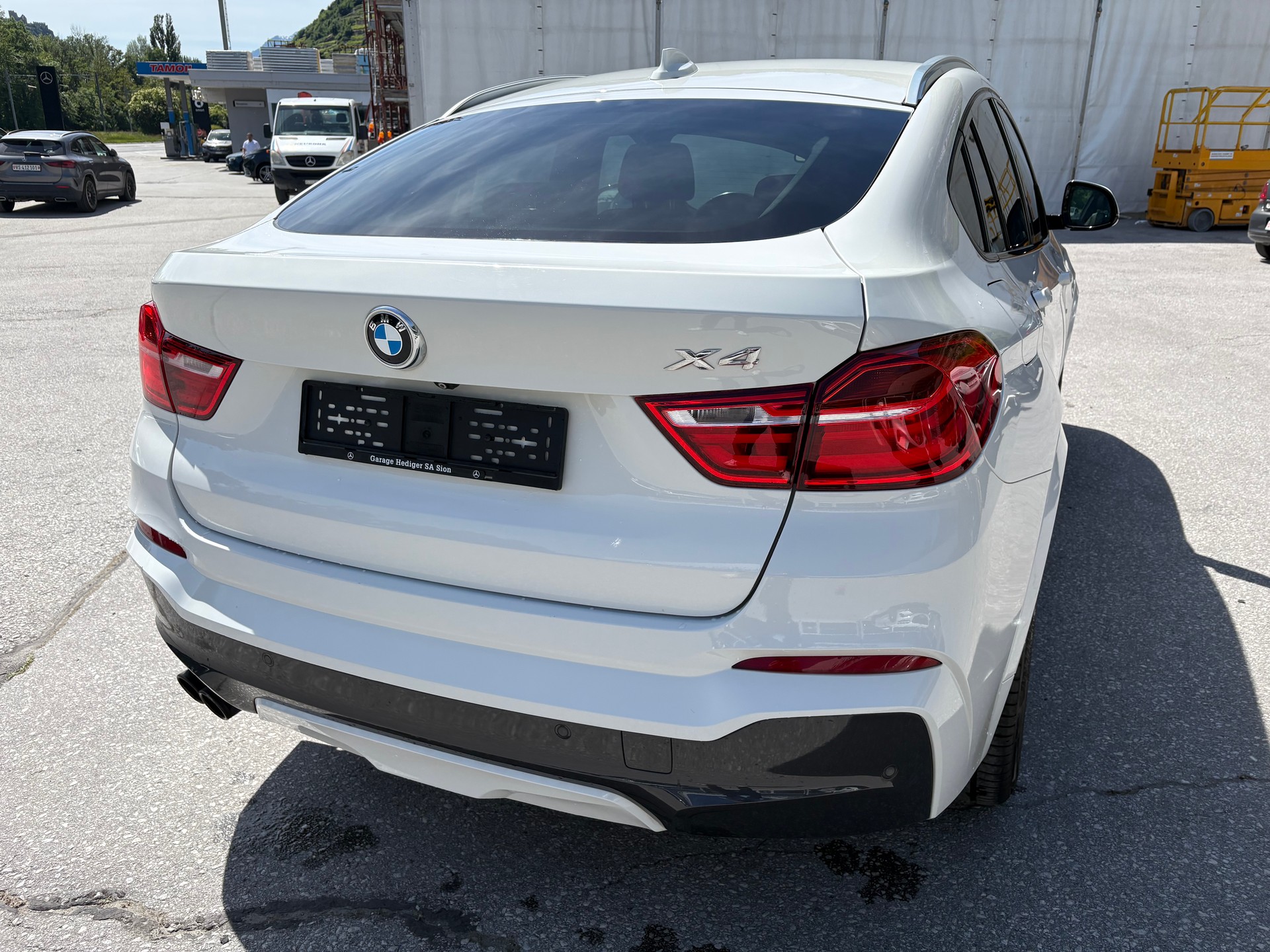 BMW X4 xDrive 28i xLine Steptronic-image-4