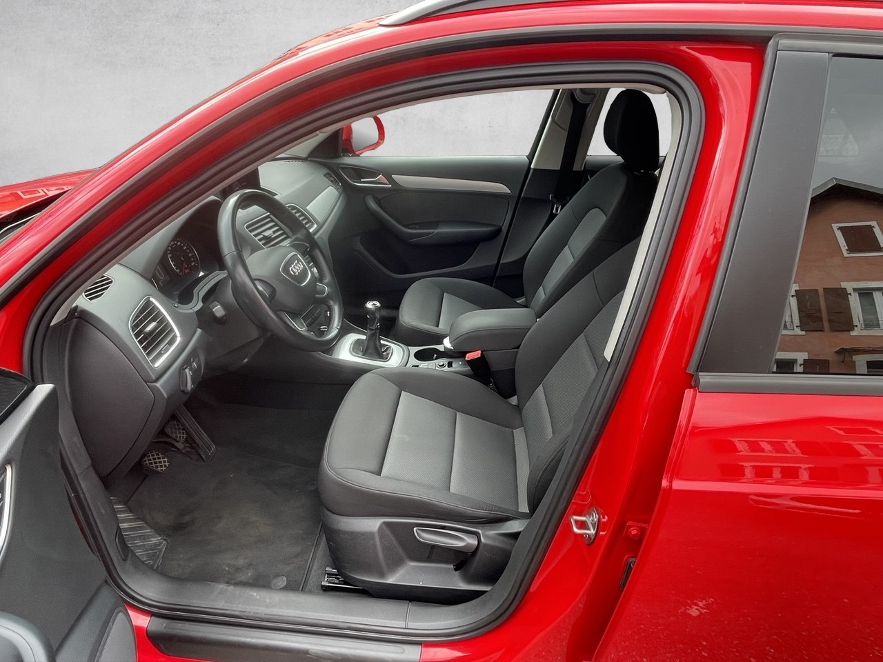 AUDI Q3 1.4 TFSI ultra-image-6