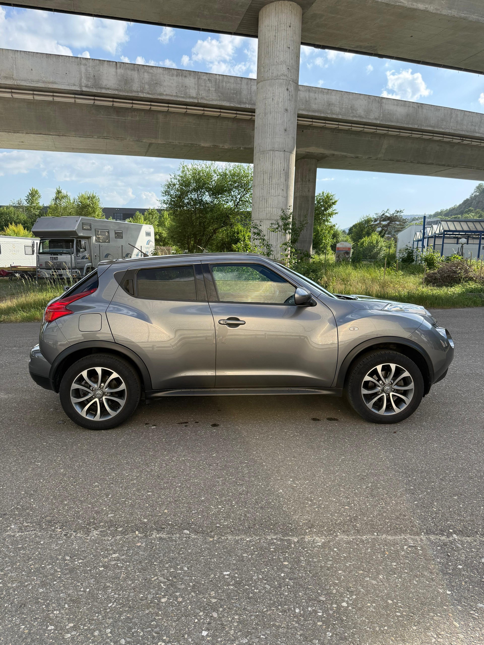 NISSAN Juke 1.6 DIG-T tekna 4x4 Xtronic M-CVT-image-1