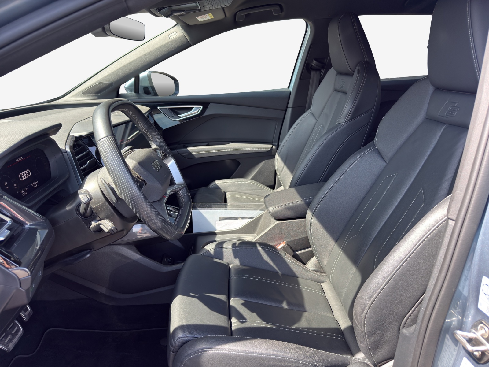 AUDI Q4 e-tron 40-image-8