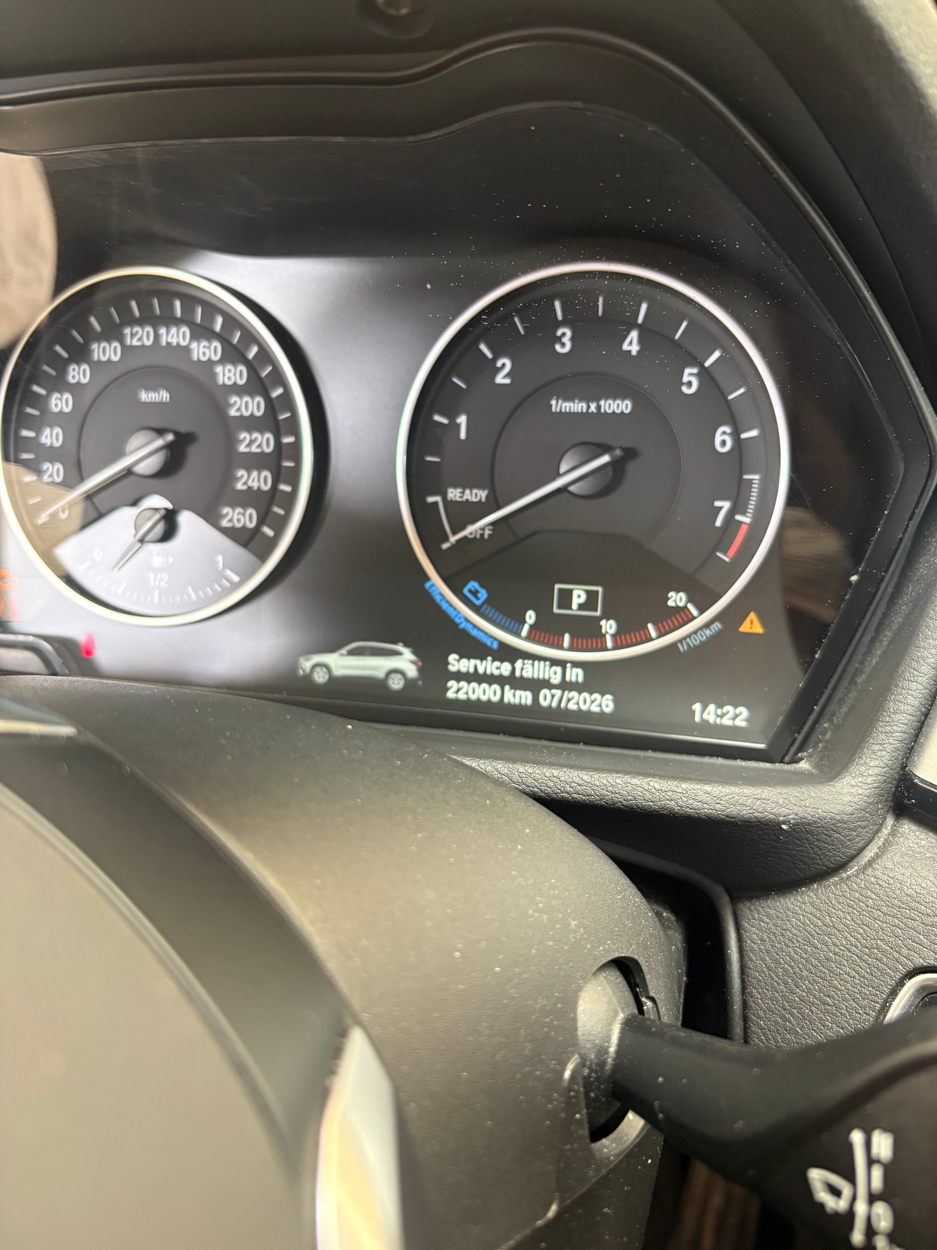 BMW 25i xDrive-image-4