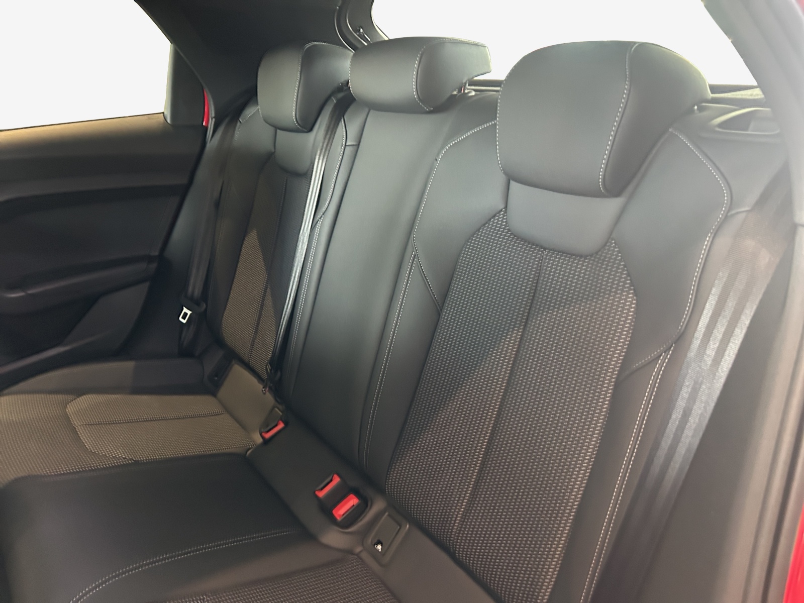AUDI A1 Sportback 30 TFSI S Line Attraction S-tronic-image-14