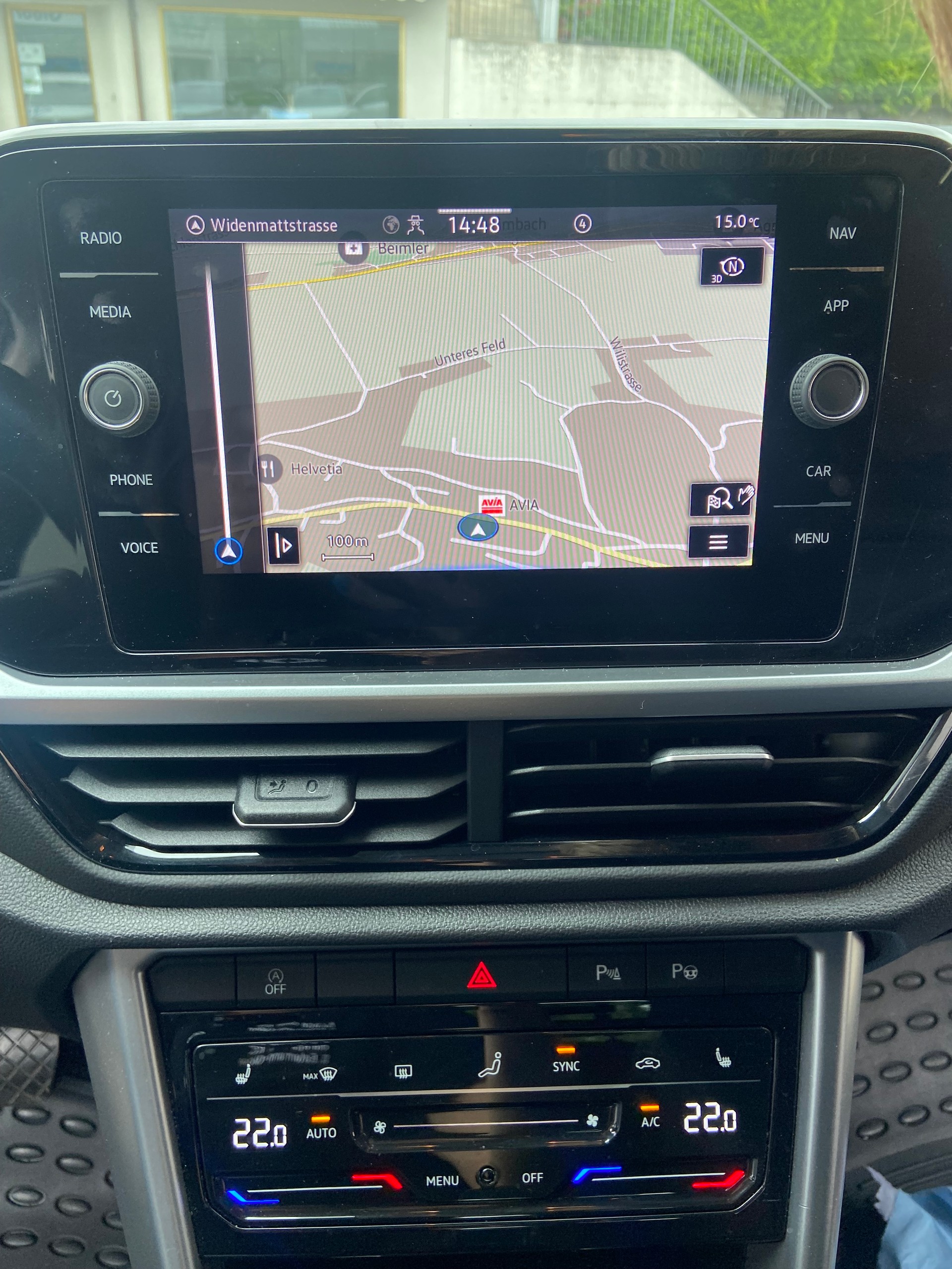 VW T-Roc 2.0 TDI SCR Life DSG-image-10