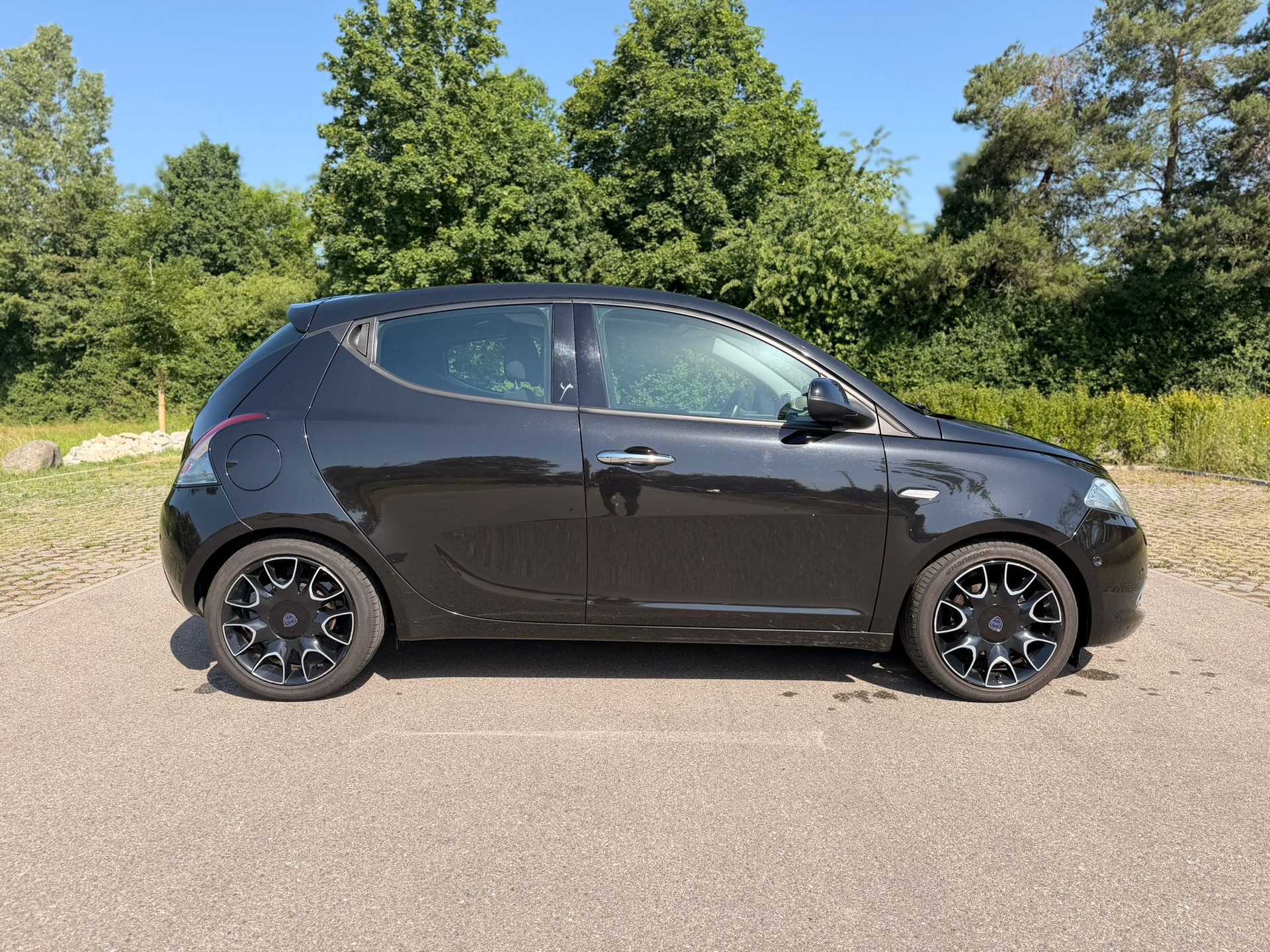 LANCIA Ypsilon 0.9 TwinAir Gold-image-3