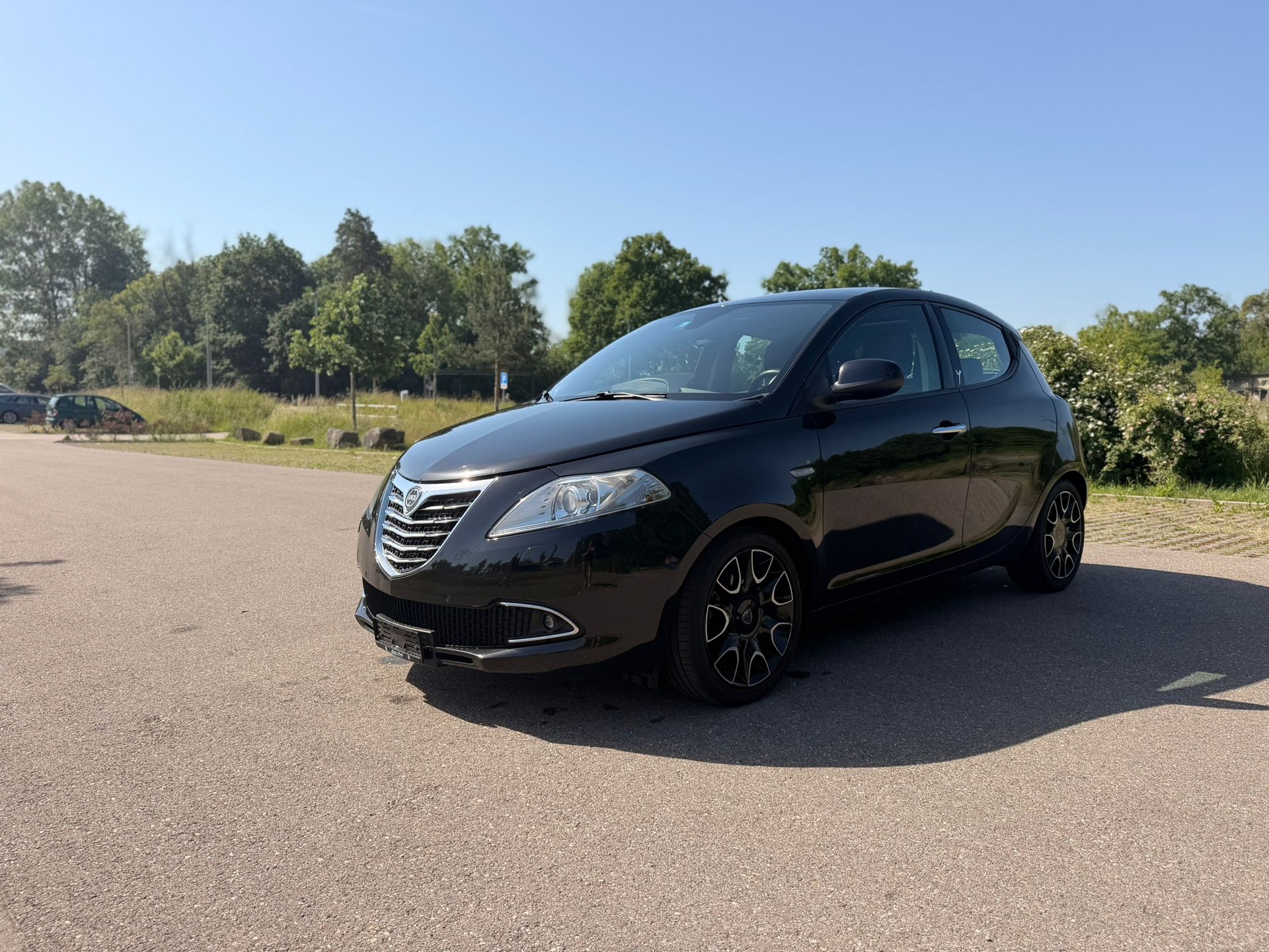 LANCIA Ypsilon 0.9 TwinAir Gold-image-1