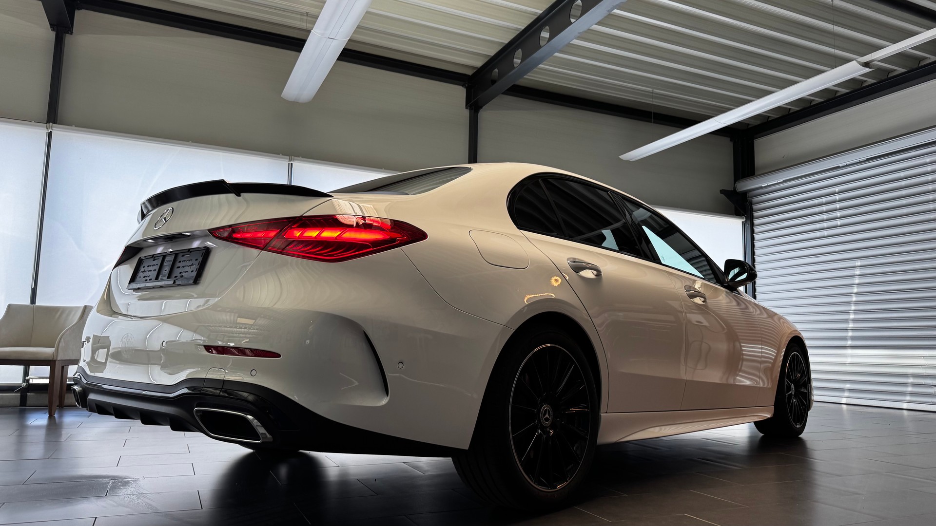 MERCEDES-BENZ C 200 AMG Line 4matic-image-1