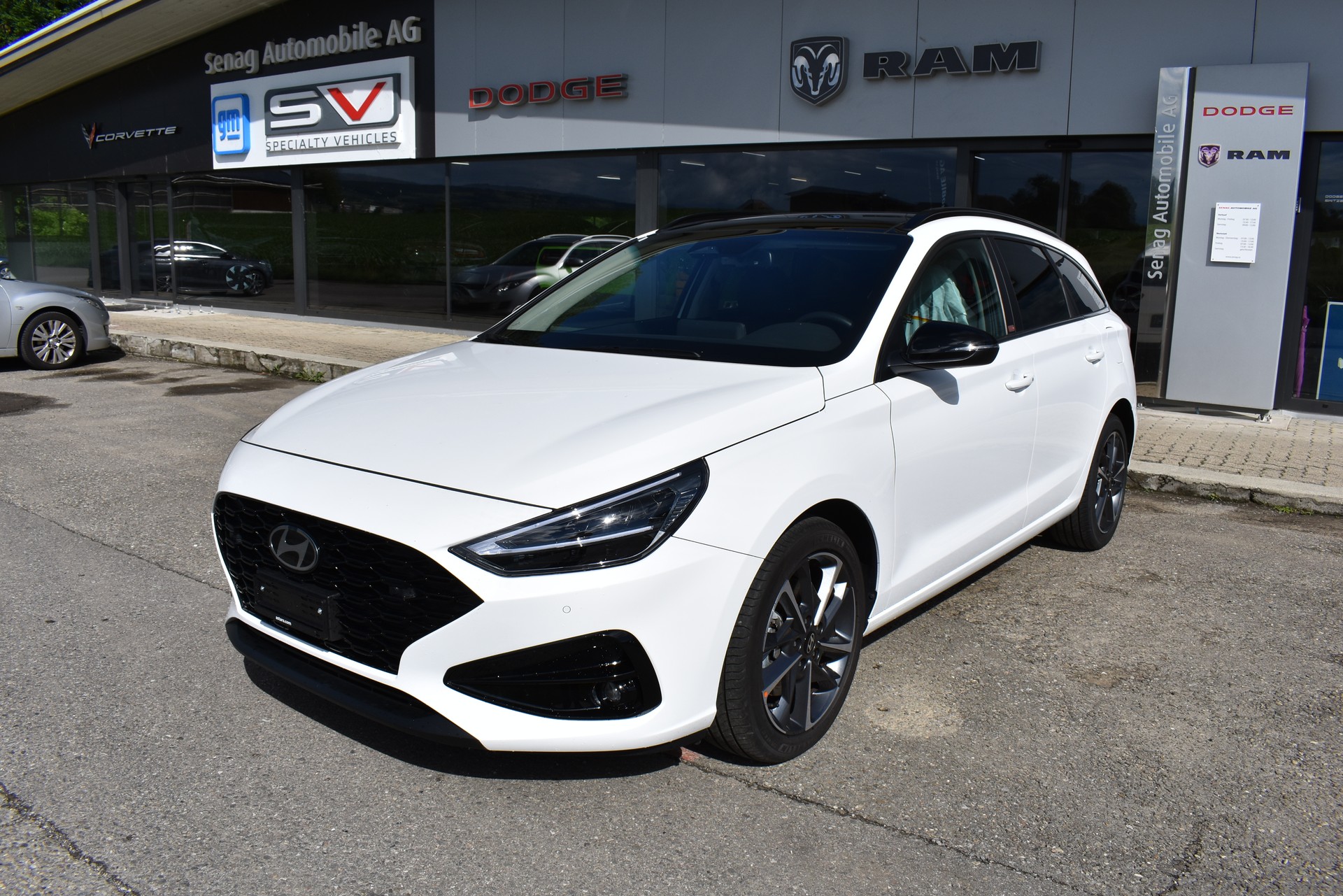 HYUNDAI i30 Wagon 1.5 T-GDi Vertex 48V MH DCT-image-7
