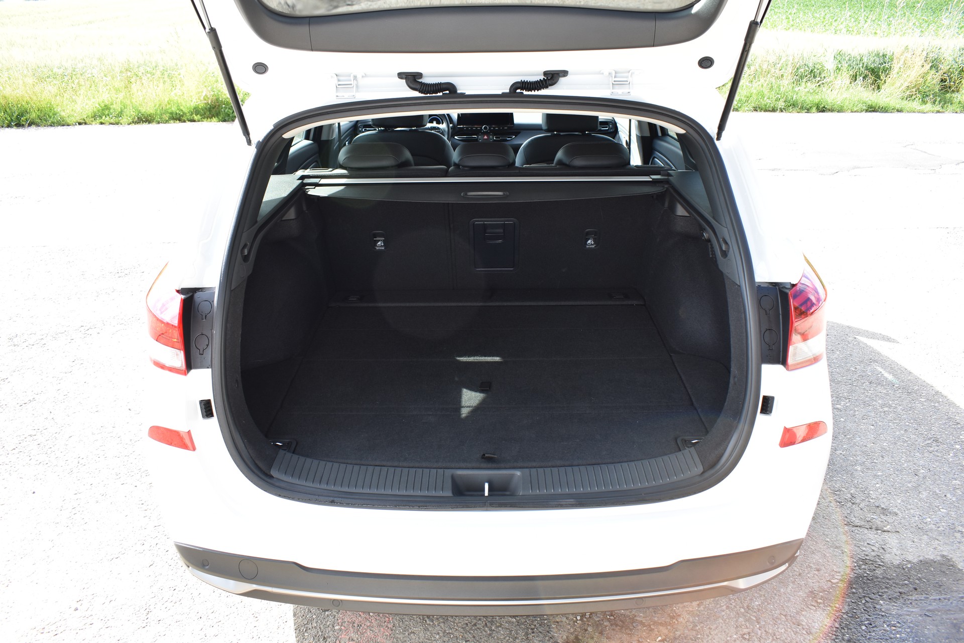 HYUNDAI i30 Wagon 1.5 T-GDi Vertex 48V MH DCT-image-13