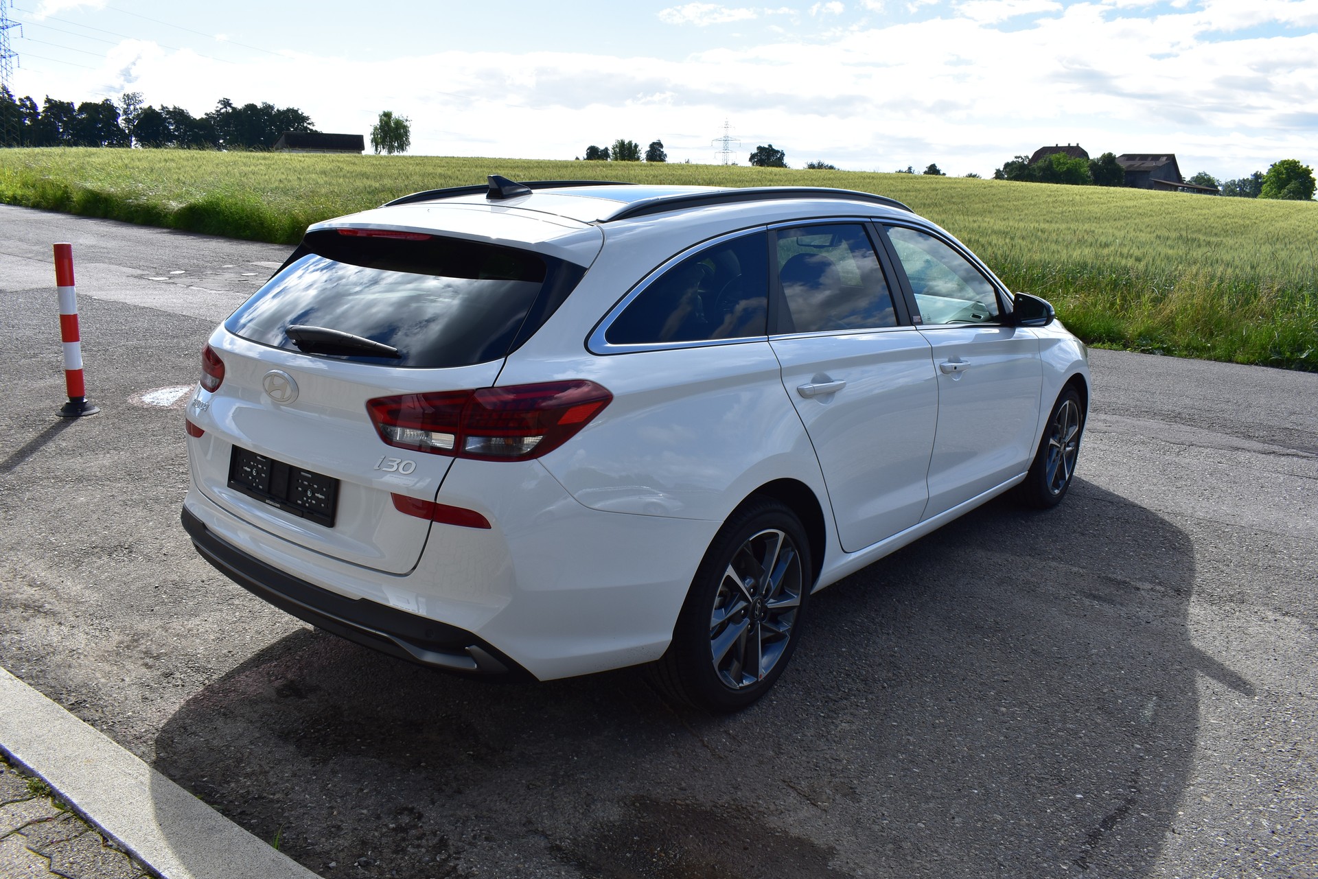 HYUNDAI i30 Wagon 1.5 T-GDi Vertex 48V MH DCT-image-3