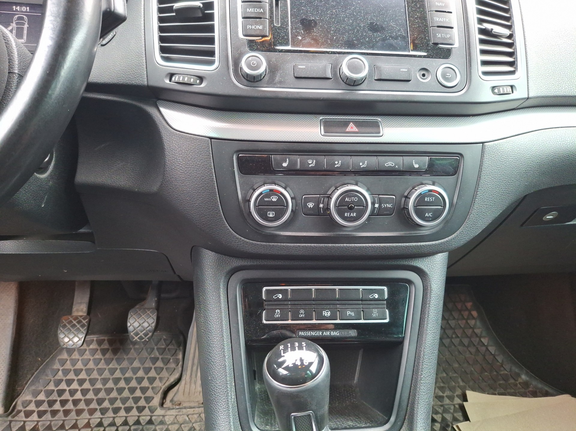 VW Sharan 2.0 TDI BlueMotion Technology Comfortline-image-10