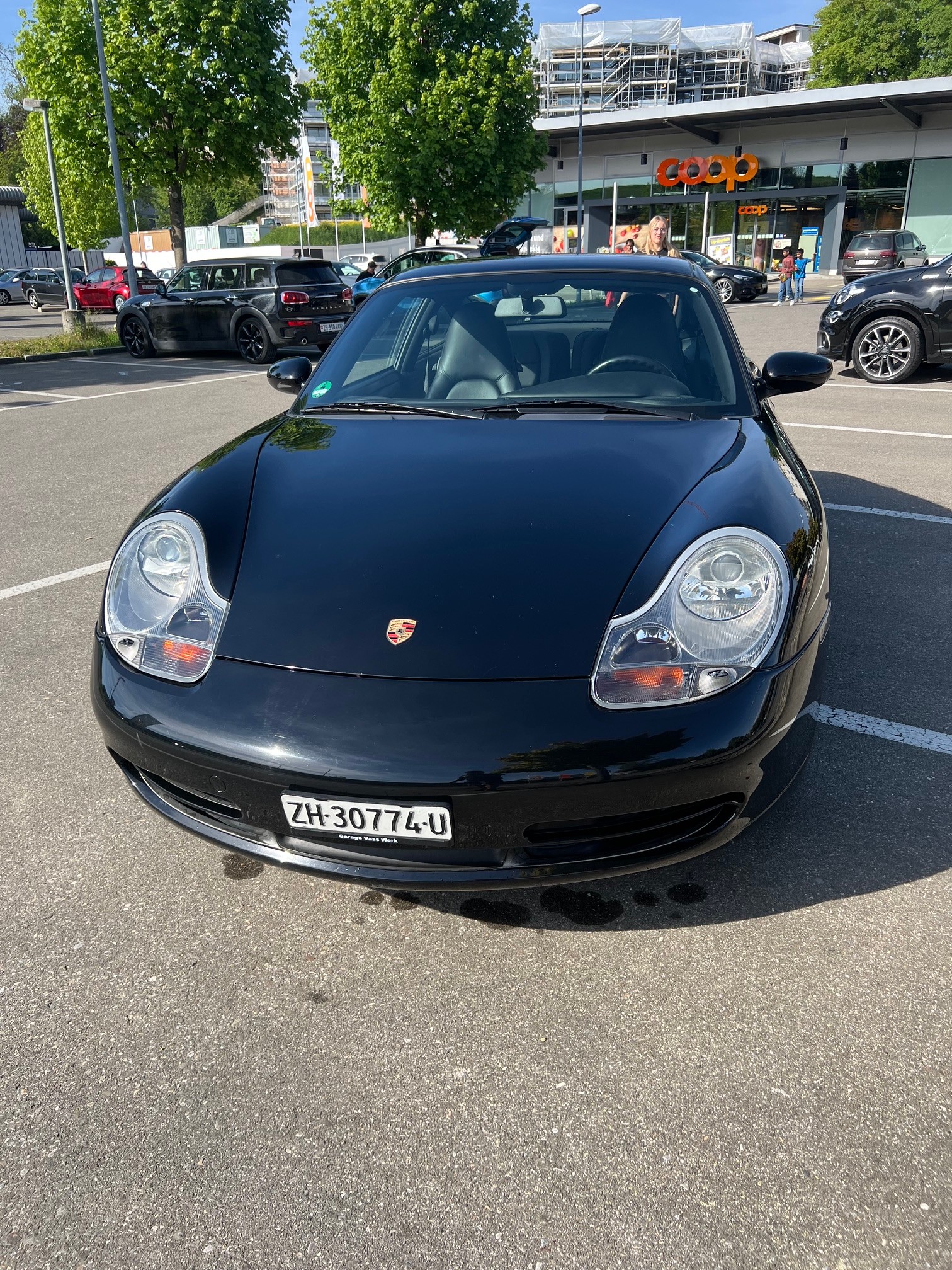 PORSCHE 3.4 Carrera 4-image-1
