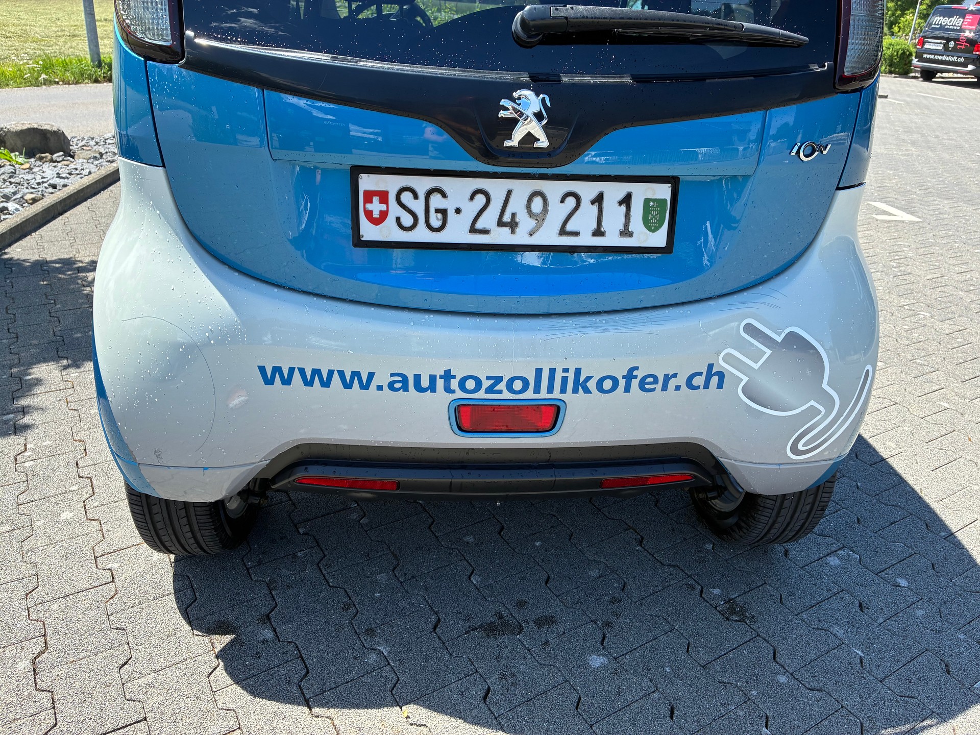 PEUGEOT City Car Elektro-image-3
