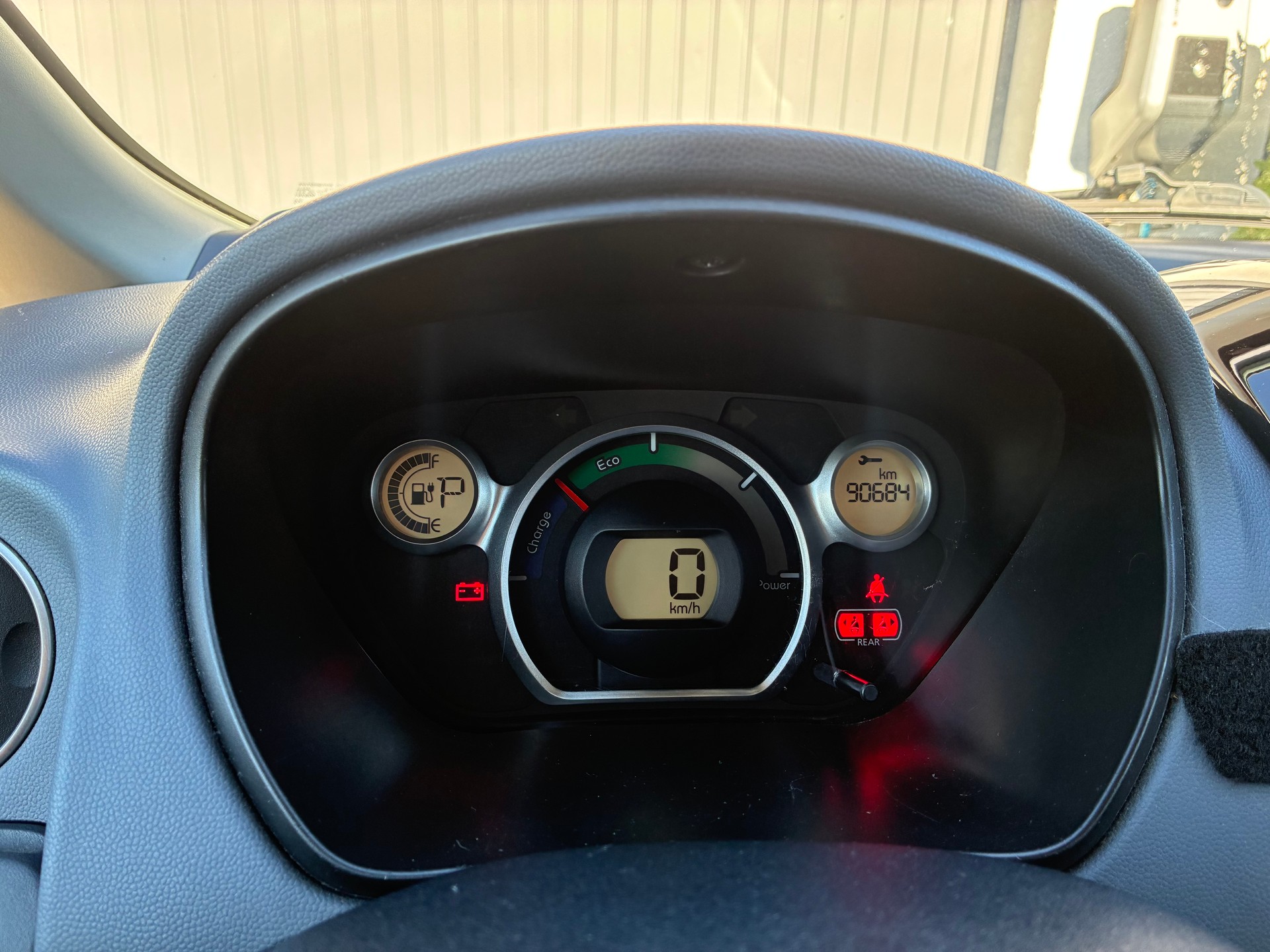 PEUGEOT City Car Elektro-image-9