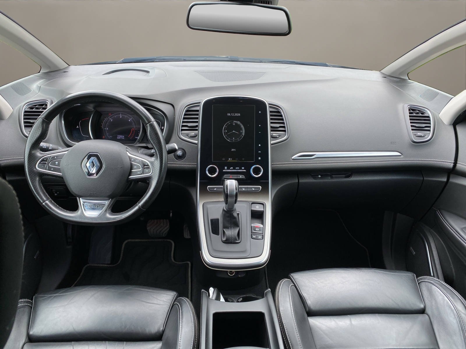 RENAULT Scénic 1.8 dCi Initiale Paris EDC-image-10