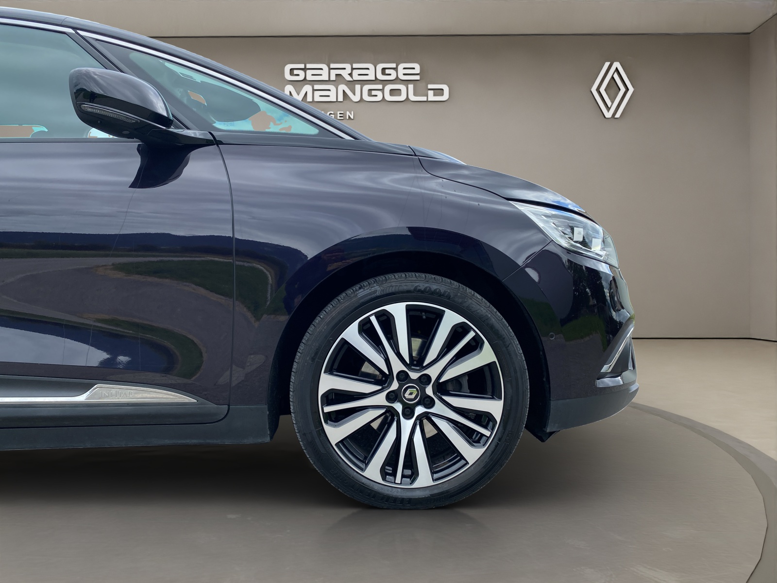RENAULT Scénic 1.8 dCi Initiale Paris EDC-image-14