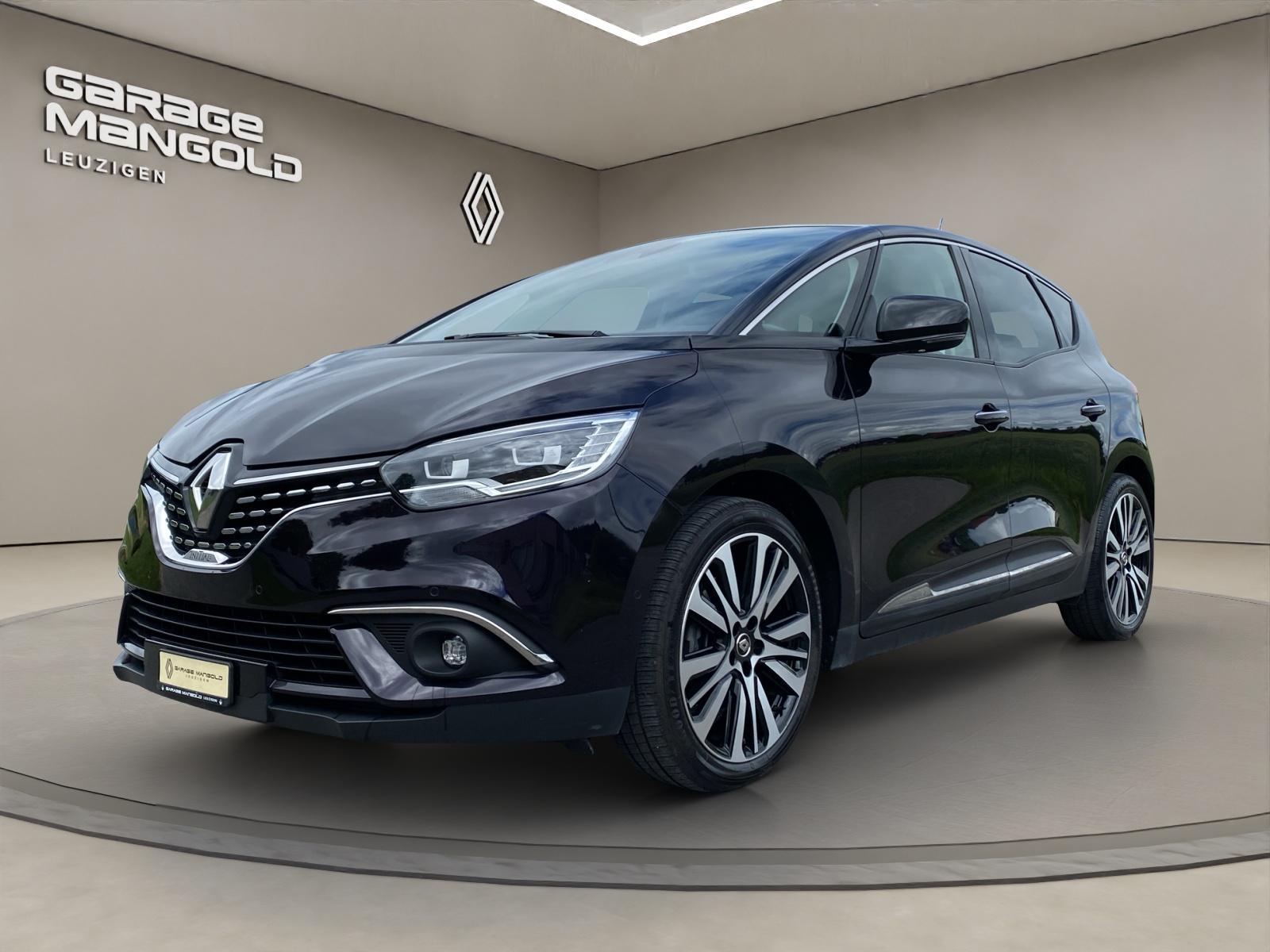 RENAULT Scénic 1.8 dCi Initiale Paris EDC-image-0