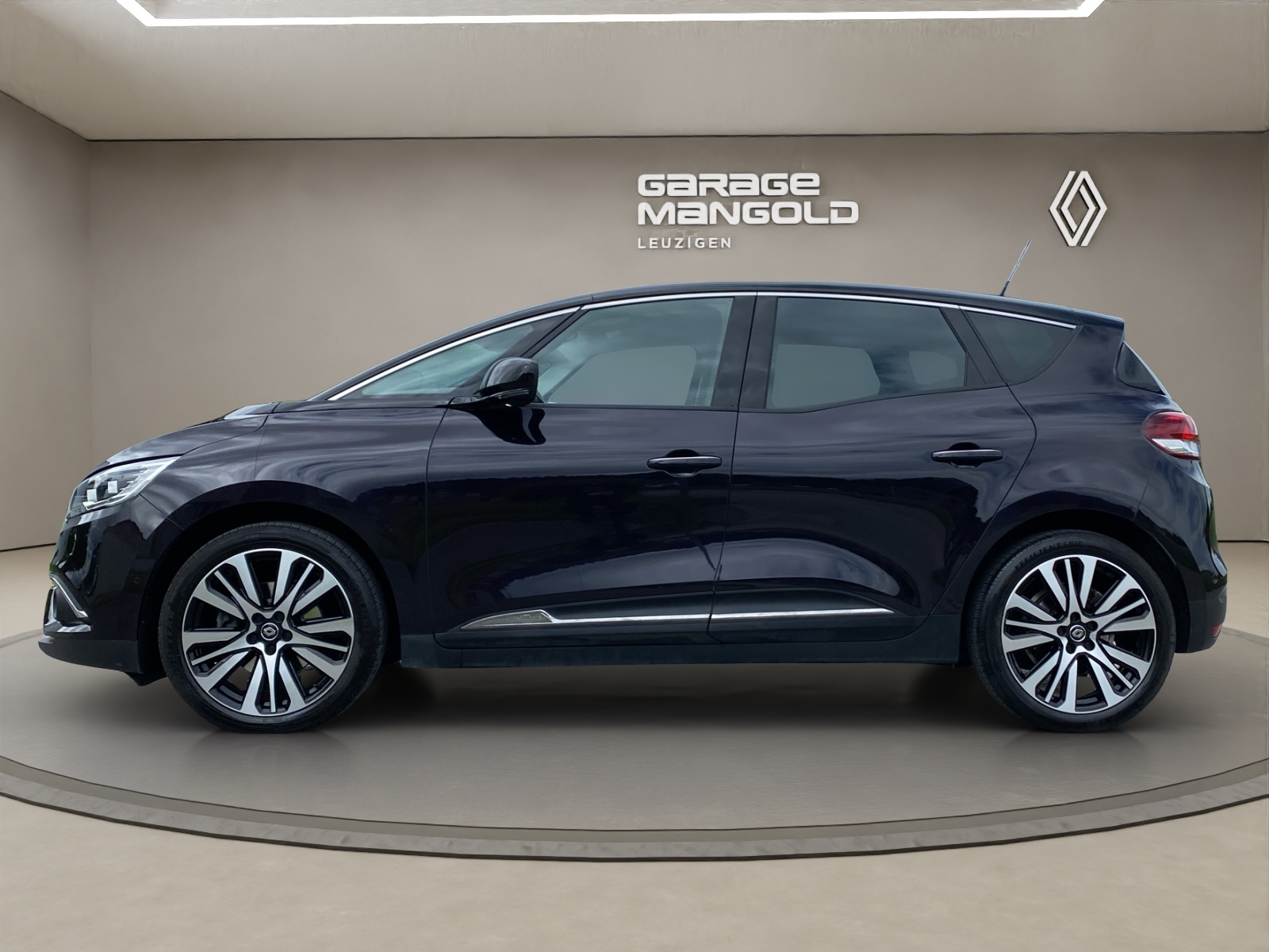 RENAULT Scénic 1.8 dCi Initiale Paris EDC-image-1