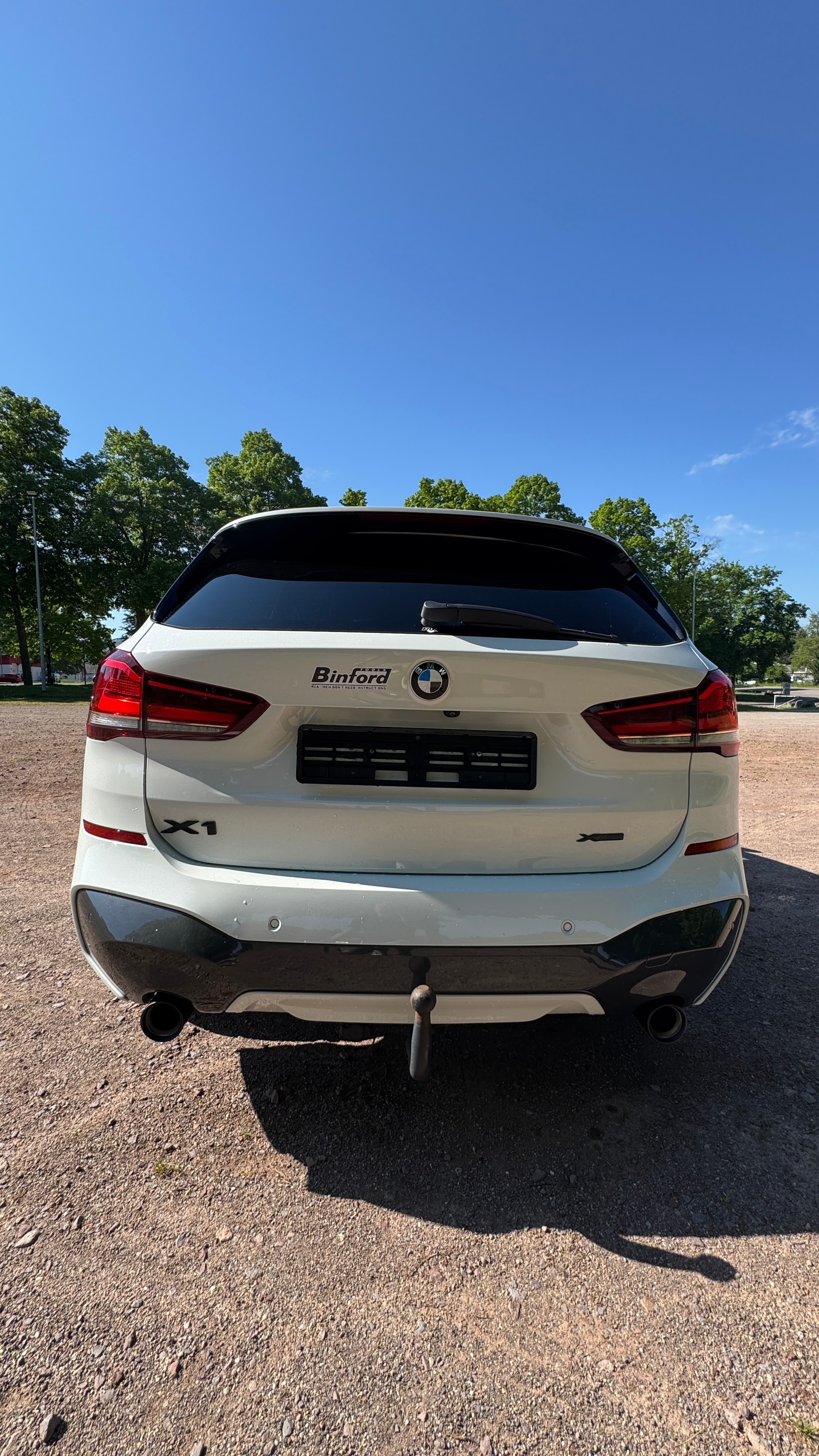 BMW 20i xDrive-image-3