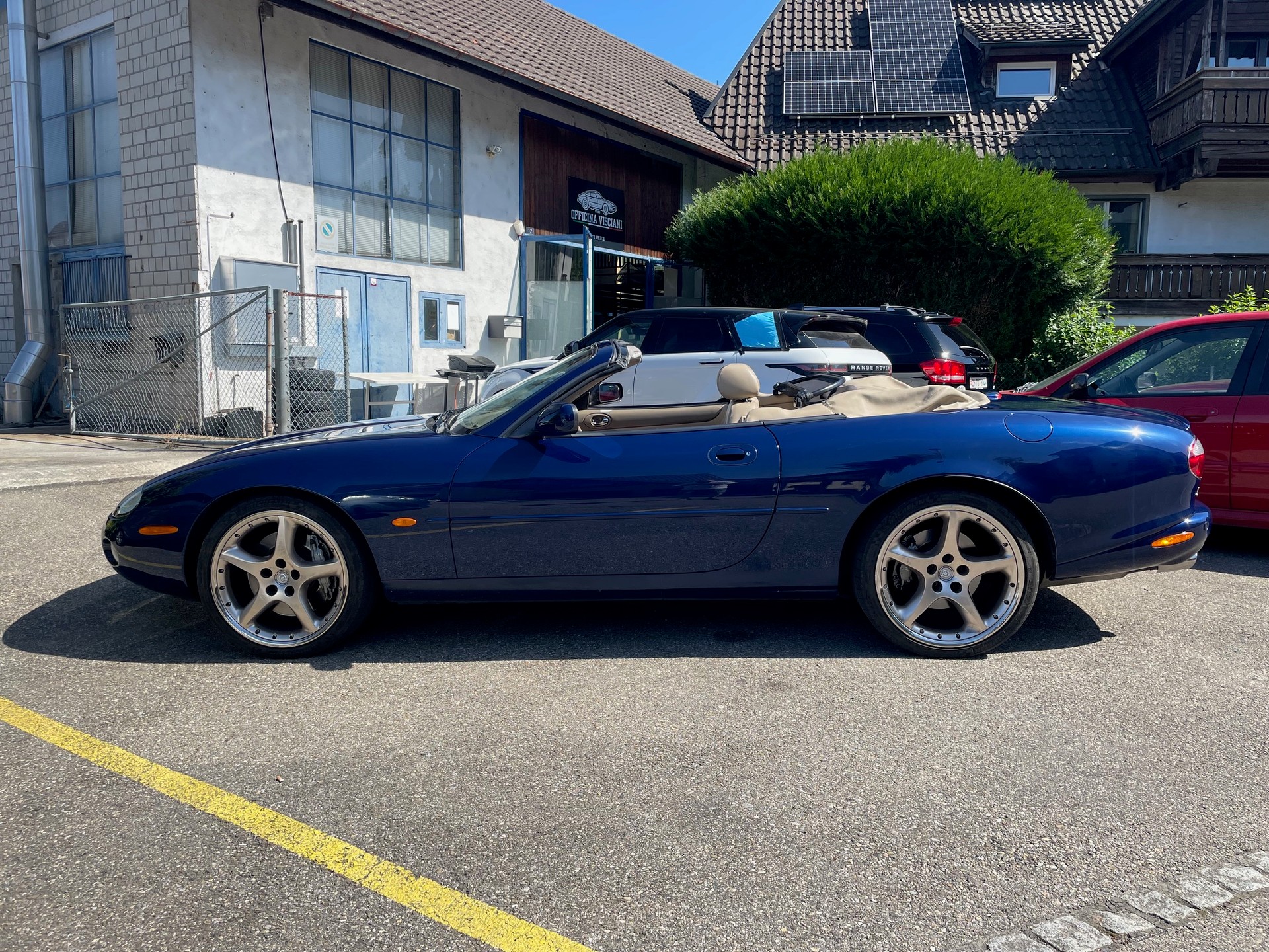 JAGUAR XKR S/C Convertible, 363 PS, 5 St.-Aut., Klima-Aut., Ivory Leder, Elektr. Verdeck, 1. Hand-image-3