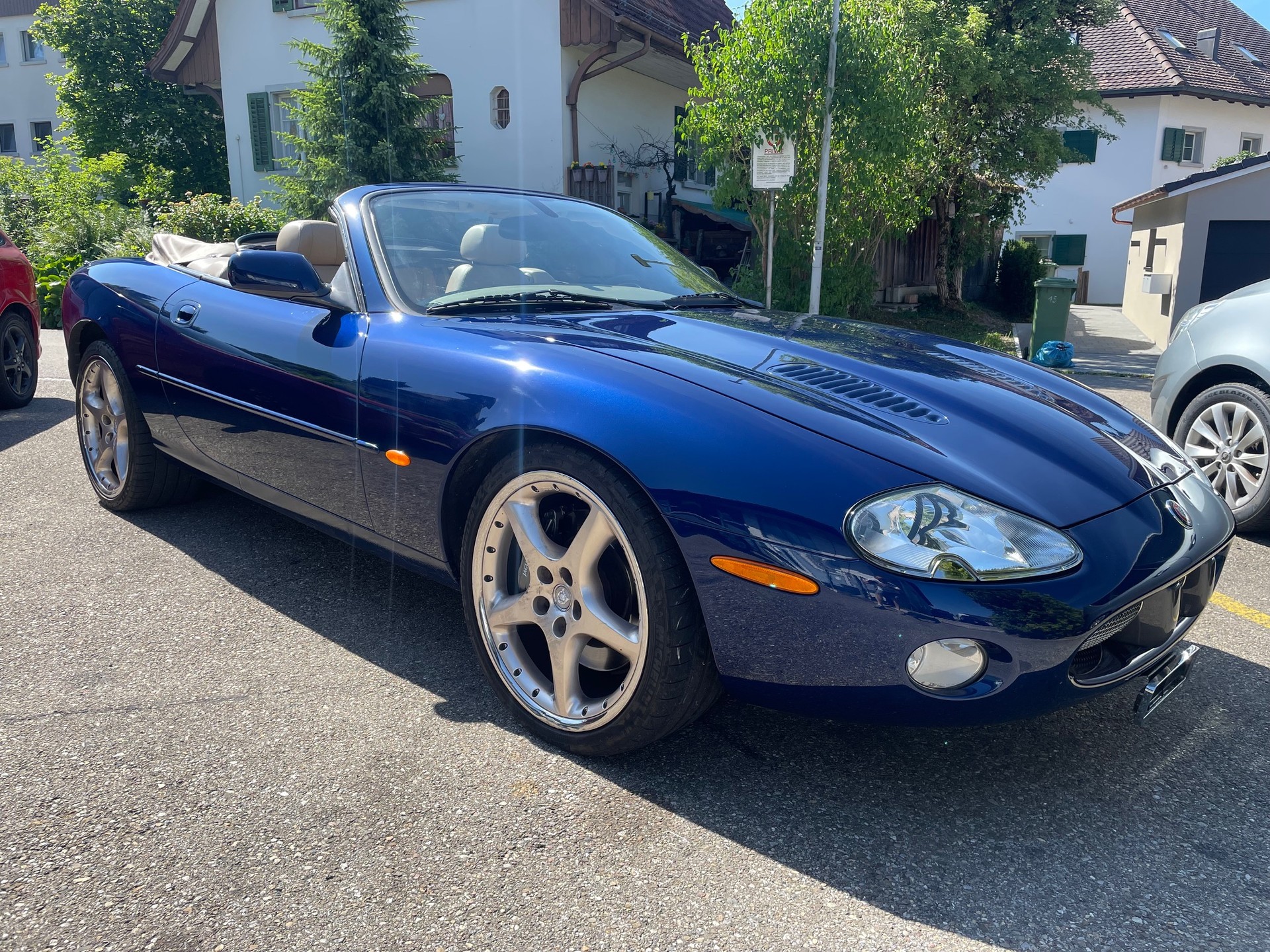JAGUAR XKR S/C Convertible, 363 PS, 5 St.-Aut., Klima-Aut., Ivory Leder, Elektr. Verdeck, 1. Hand-image-0