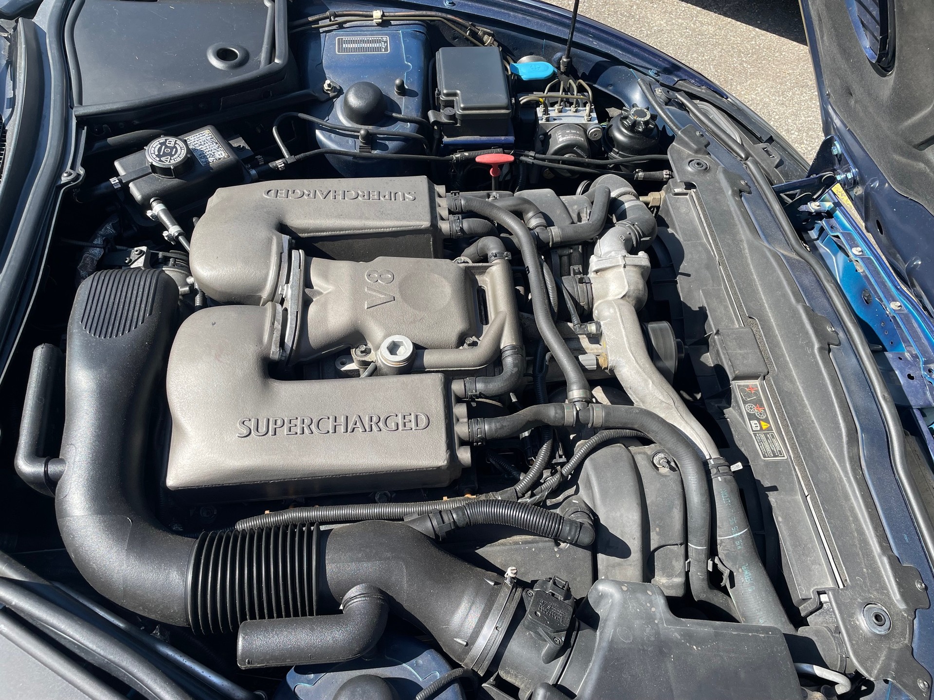 JAGUAR XKR S/C Convertible, 363 PS, 5 St.-Aut., Klima-Aut., Ivory Leder, Elektr. Verdeck, 1. Hand-image-9