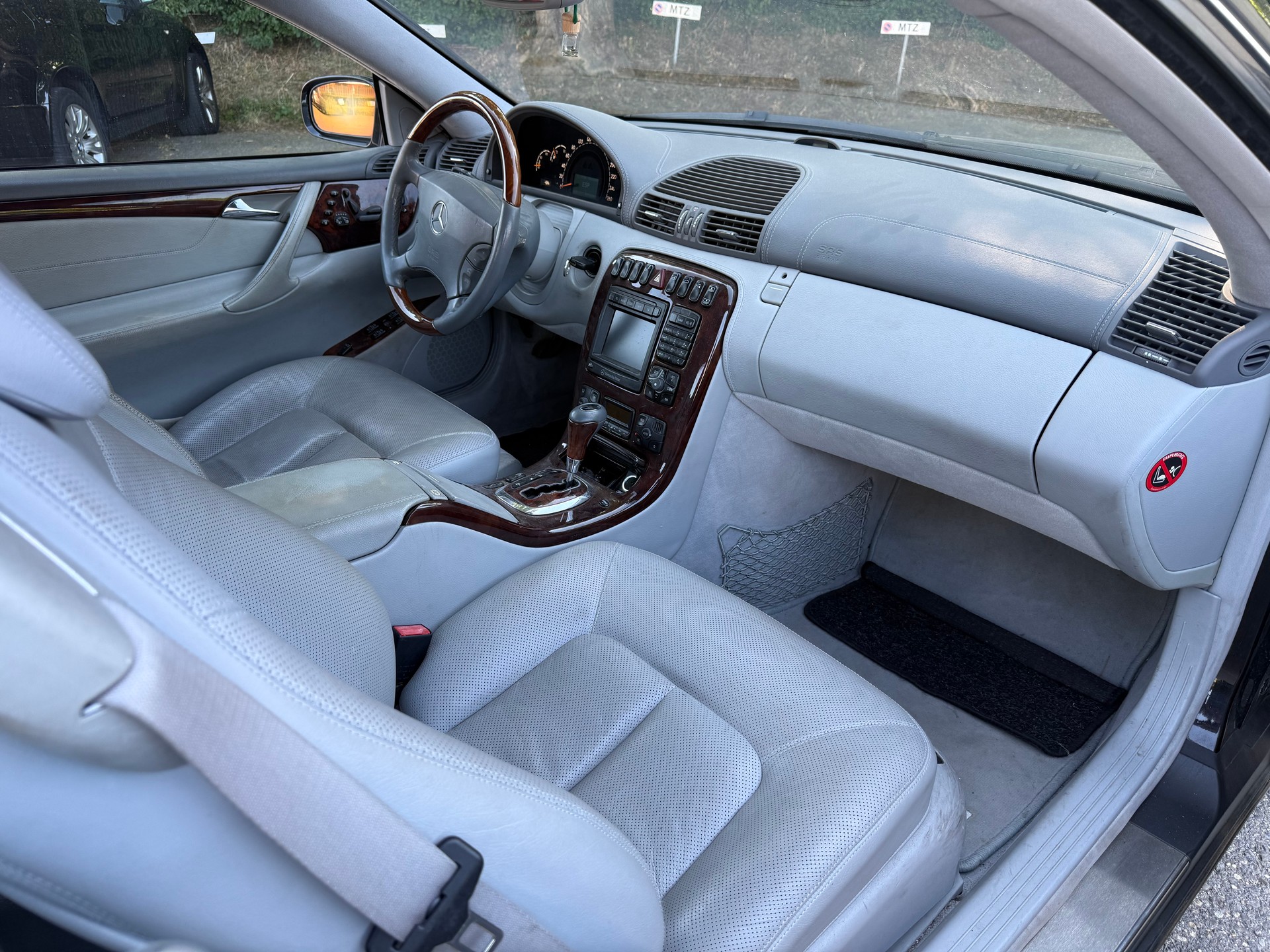MERCEDES-BENZ CL 500 Automatic-image-9