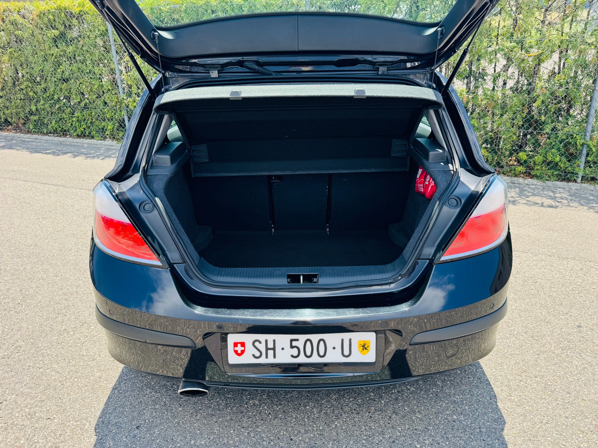 OPEL Astra 2.0i 16V Turbo Sport *Lederausstattung*-image-14