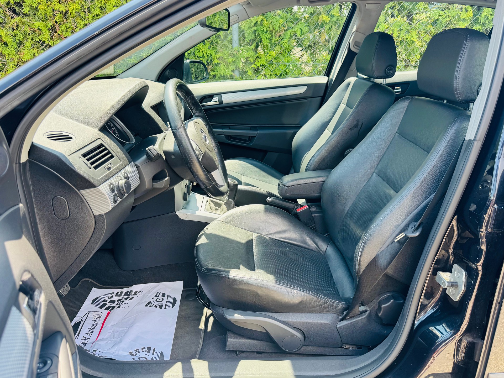 OPEL Astra 2.0i 16V Turbo Sport *Lederausstattung*-image-10