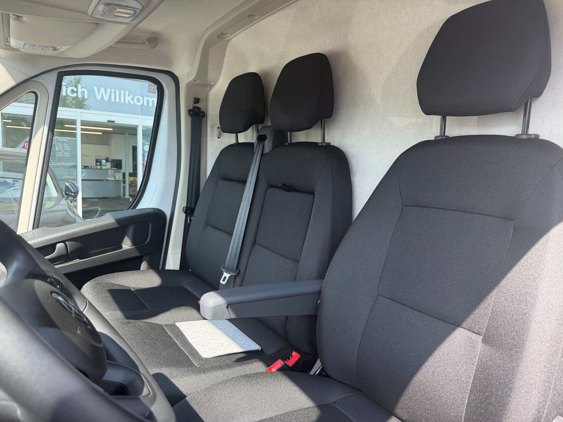 OPEL Movano 2.2 d 3,5t L4H3 BHDi 180 PS Heavy Automat 8AT-image-9
