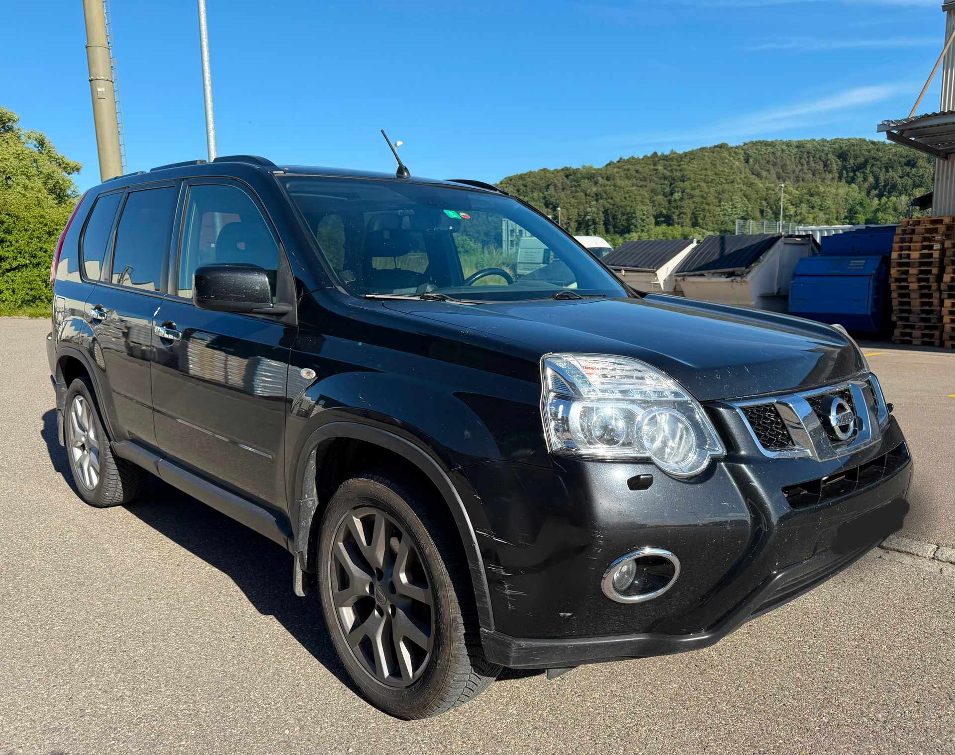 NISSAN X-TRAIL-image-0