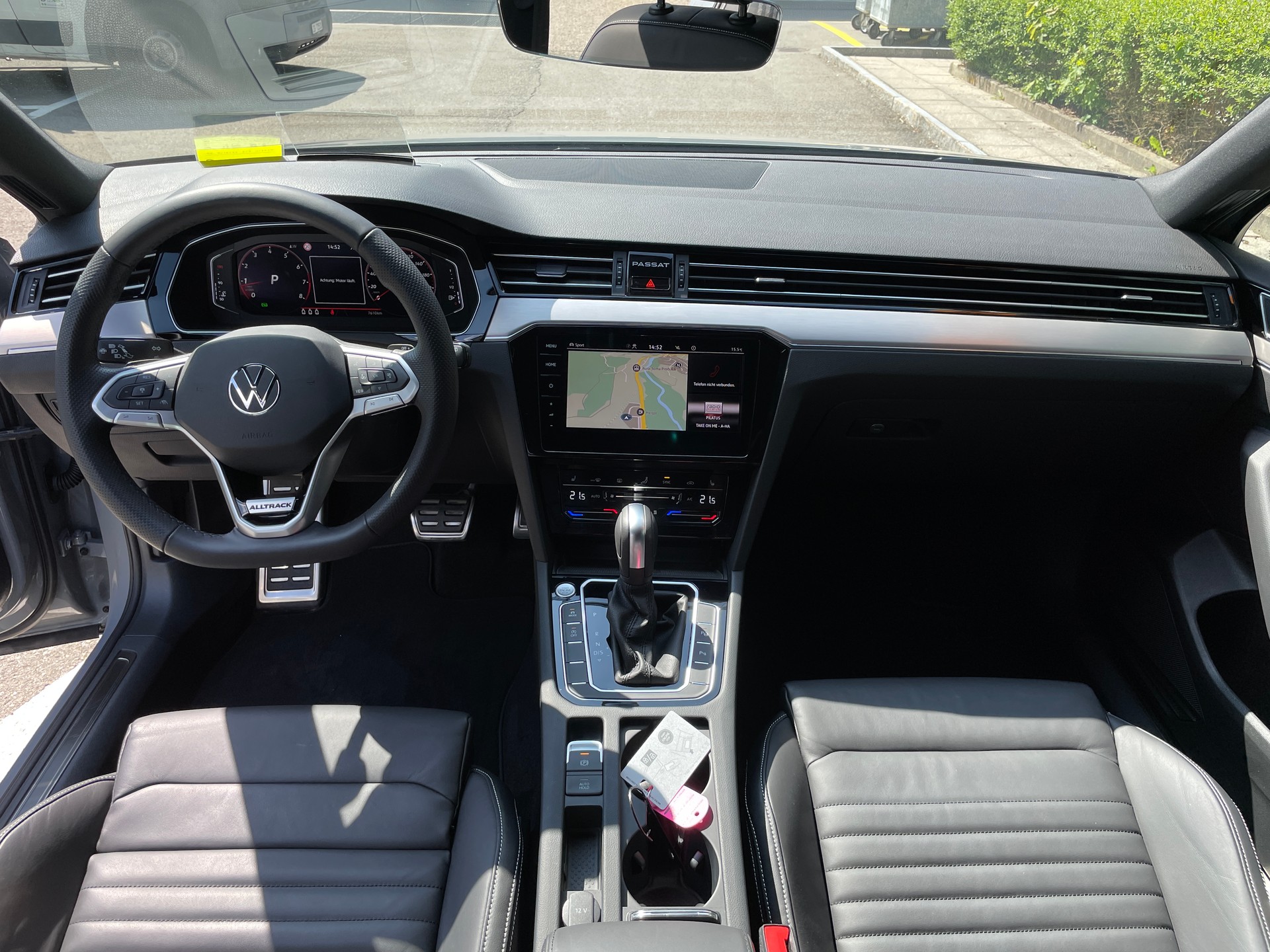 VW Passat Alltrack 2.0 TSI 4Motion DSG-image-18