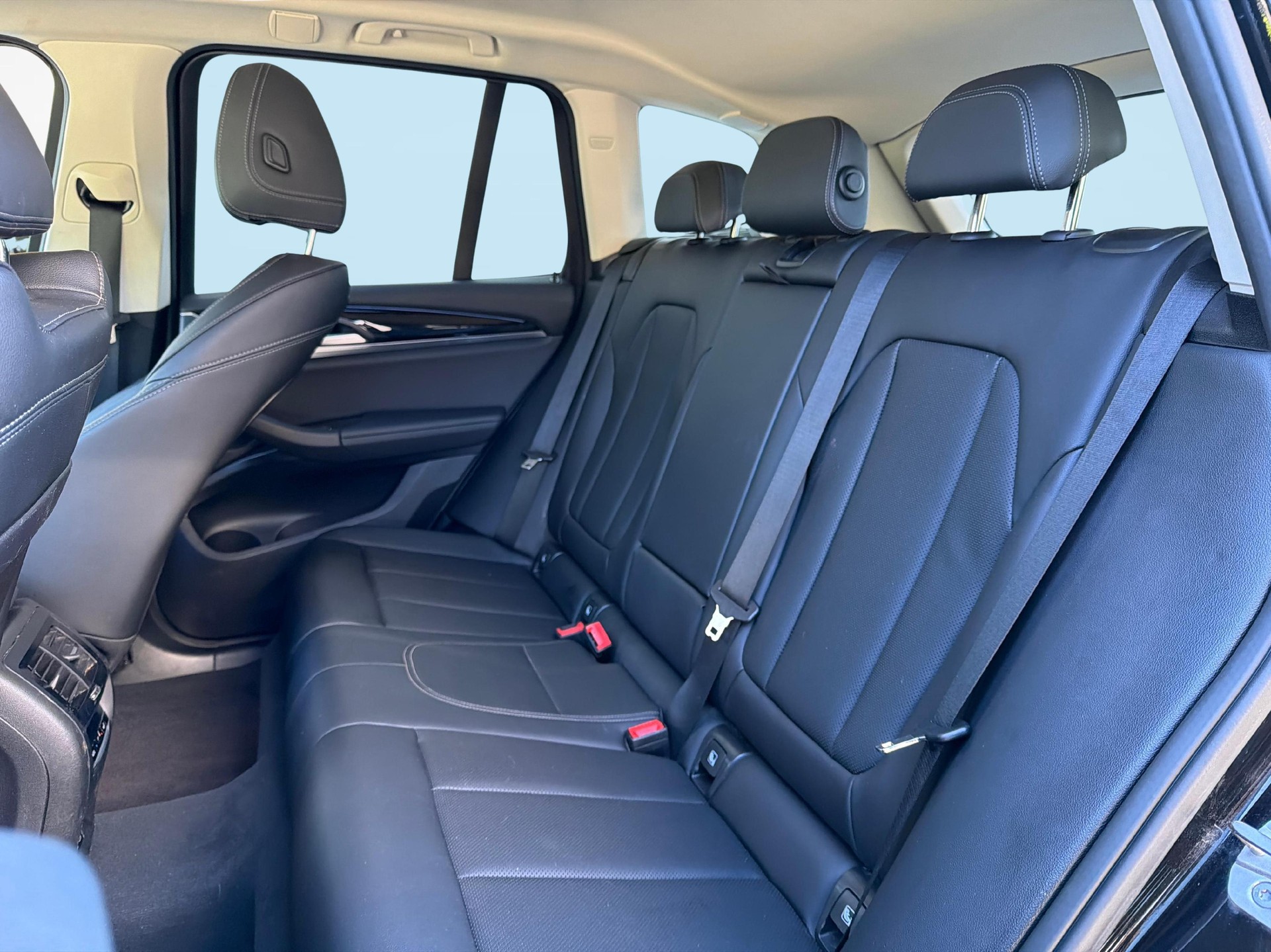 BMW X3 30e xDrive-image-18