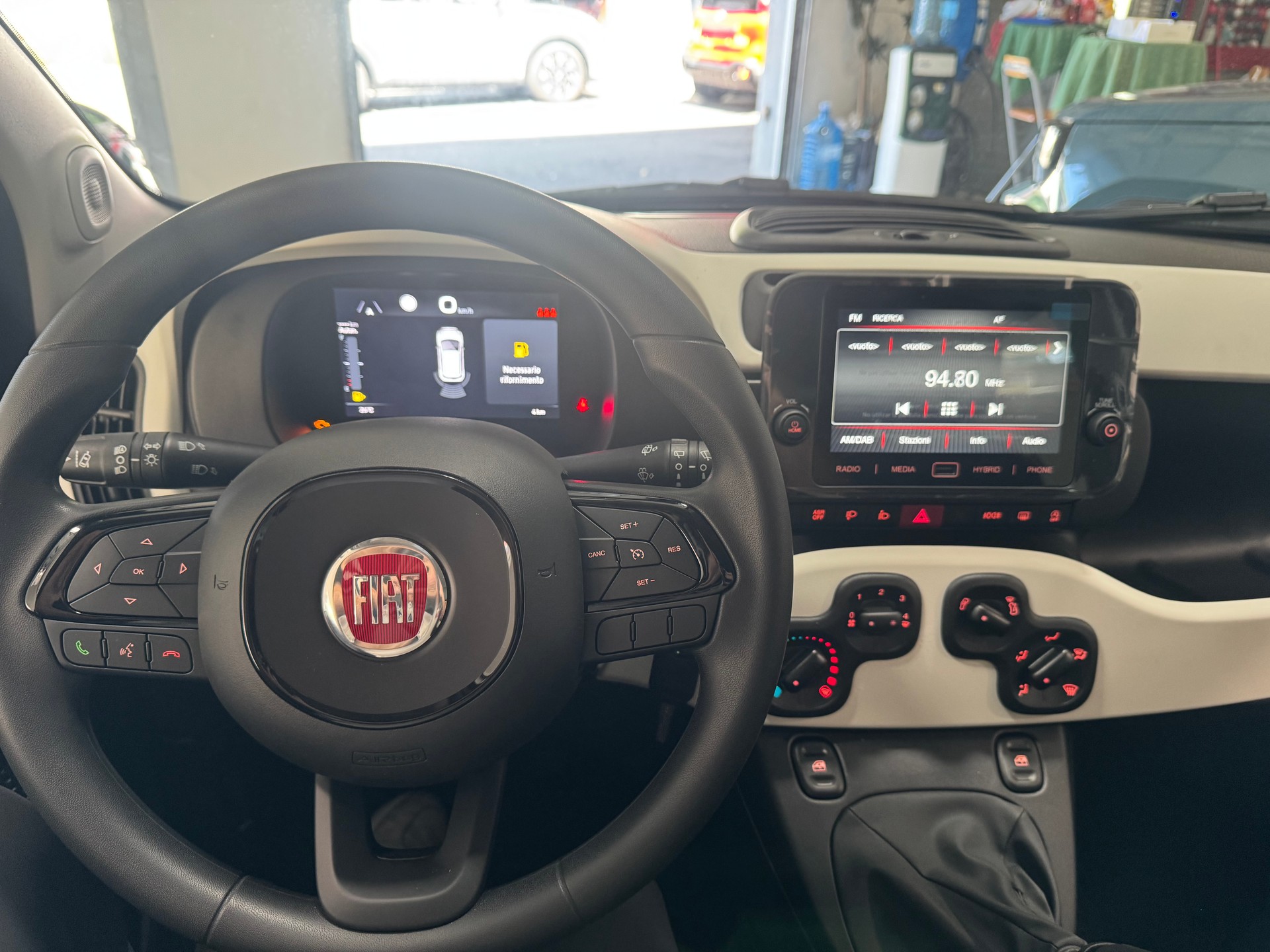 FIAT Pandina 1.0 MHEV Cross-image-10