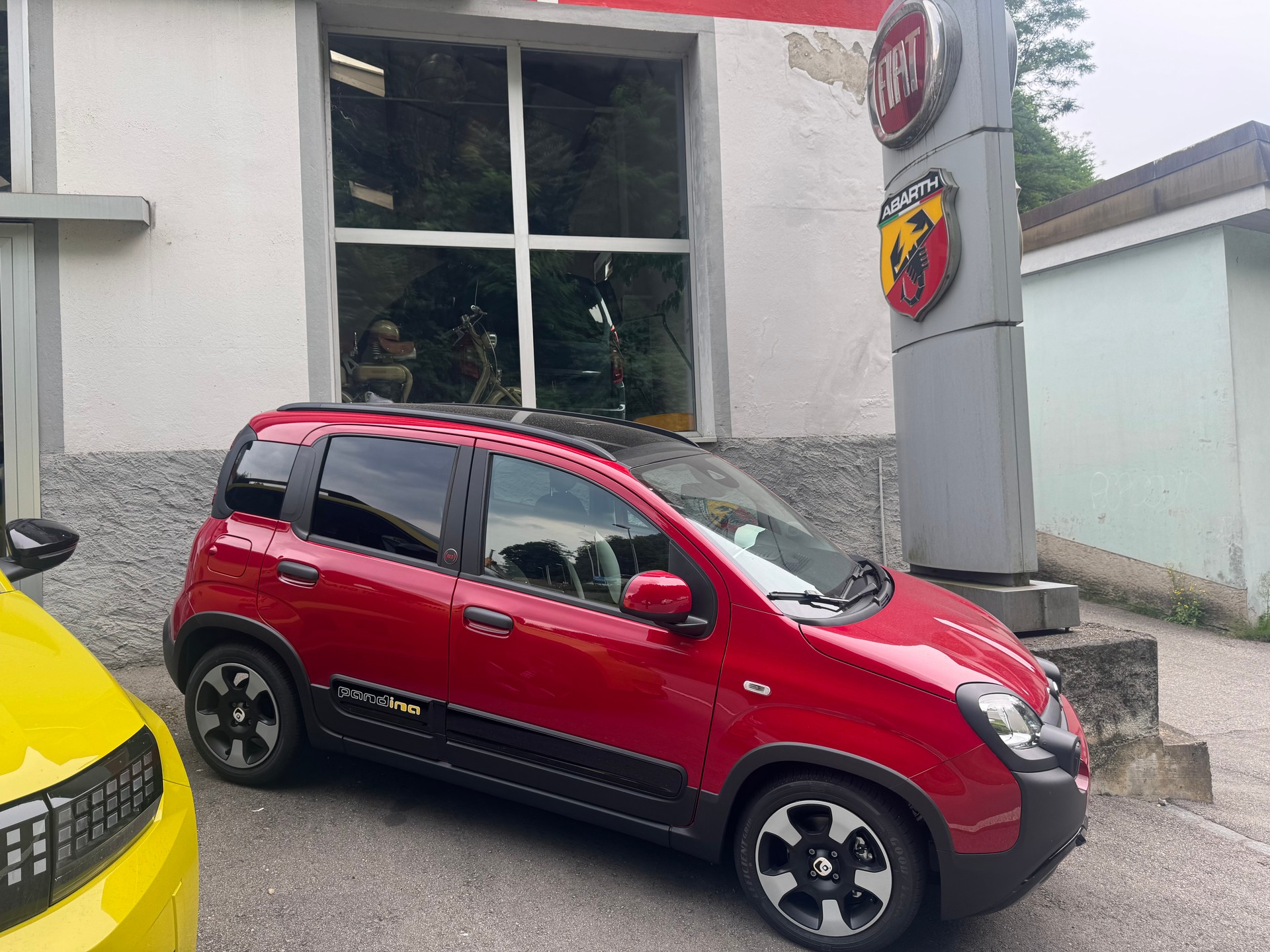 FIAT Pandina 1.0 MHEV Cross-image-3