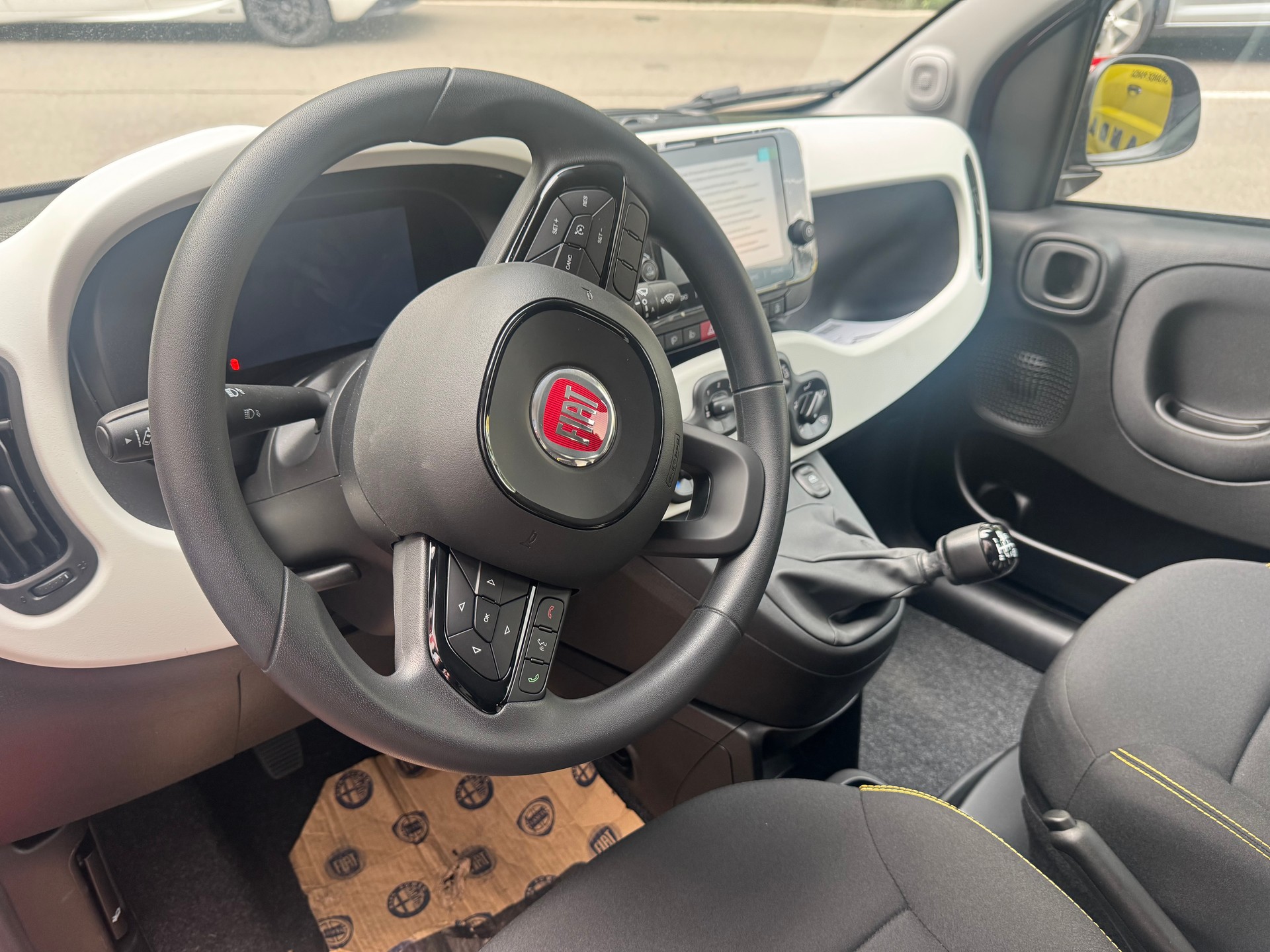 FIAT Pandina 1.0 MHEV Cross-image-7