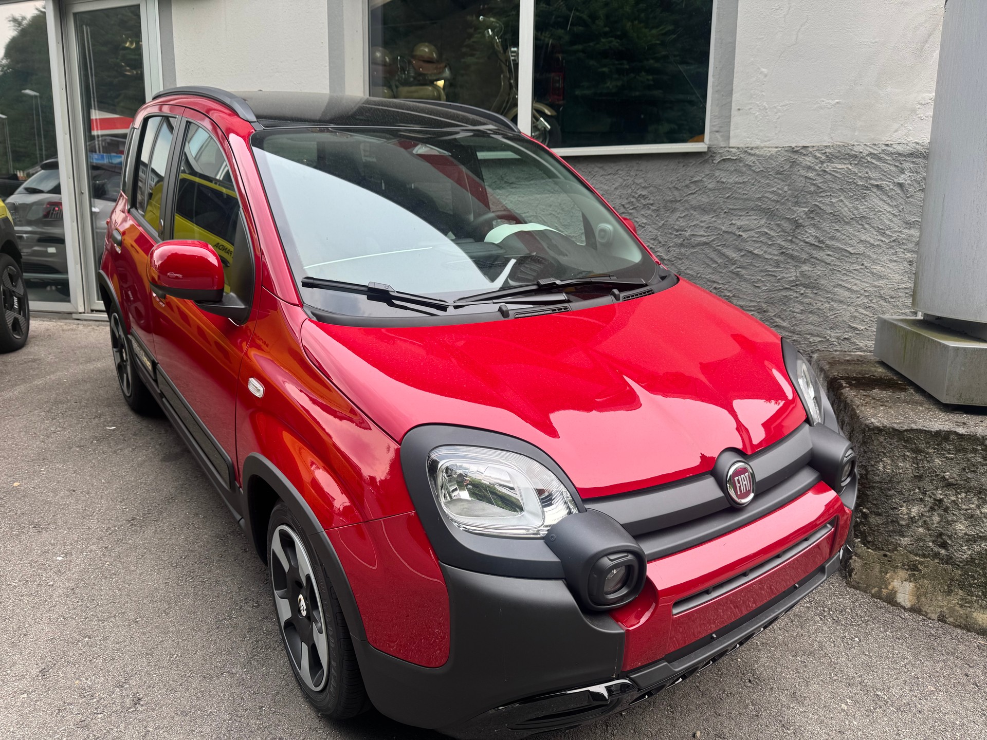 FIAT Pandina 1.0 MHEV Cross-image-1