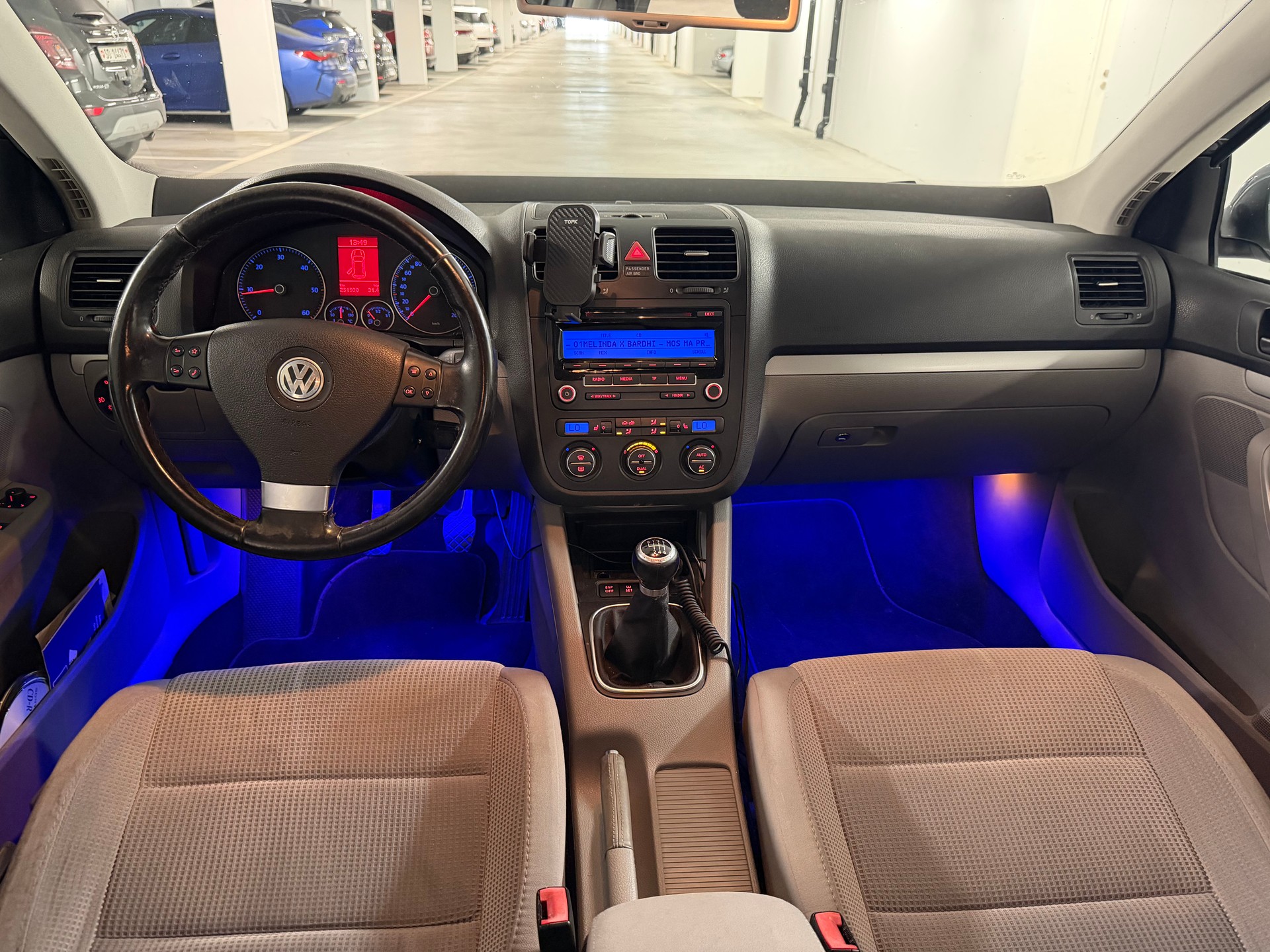 VW Golf Variant 1.9 TDI Comfortline 4Motion-image-20