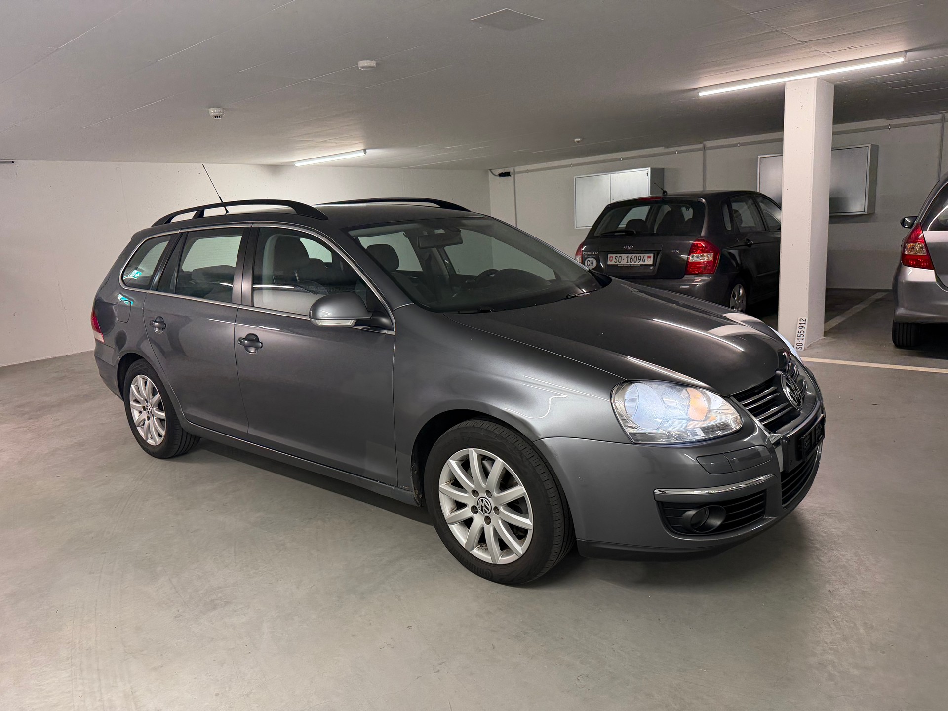VW Golf Variant 1.9 TDI Comfortline 4Motion-showroom-element-3