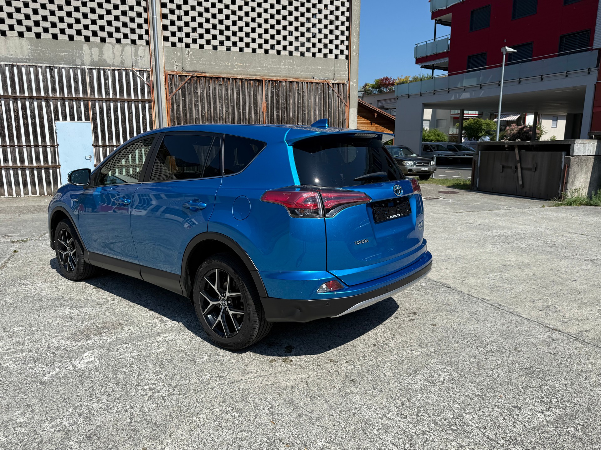 TOYOTA RAV-4 2.5 HSD Sol Premium e-CVT-image-3