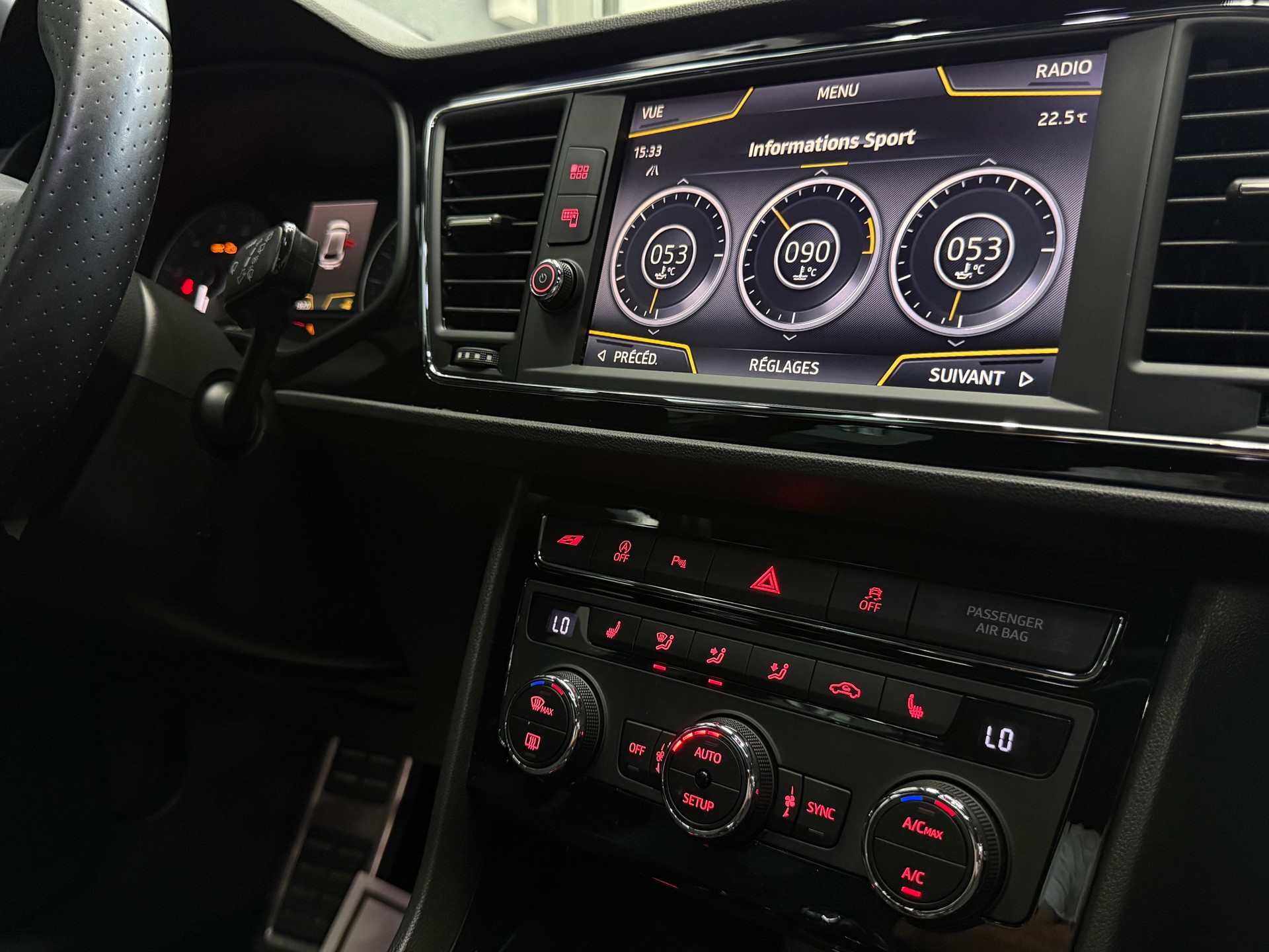 SEAT Leon 2.0 TSI Cupra 300 DSG-image-11