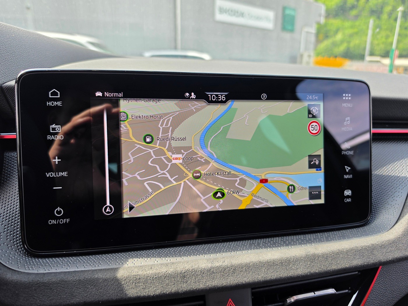 SKODA Kamiq 1.5 TSI Dynamic DSG-image-10
