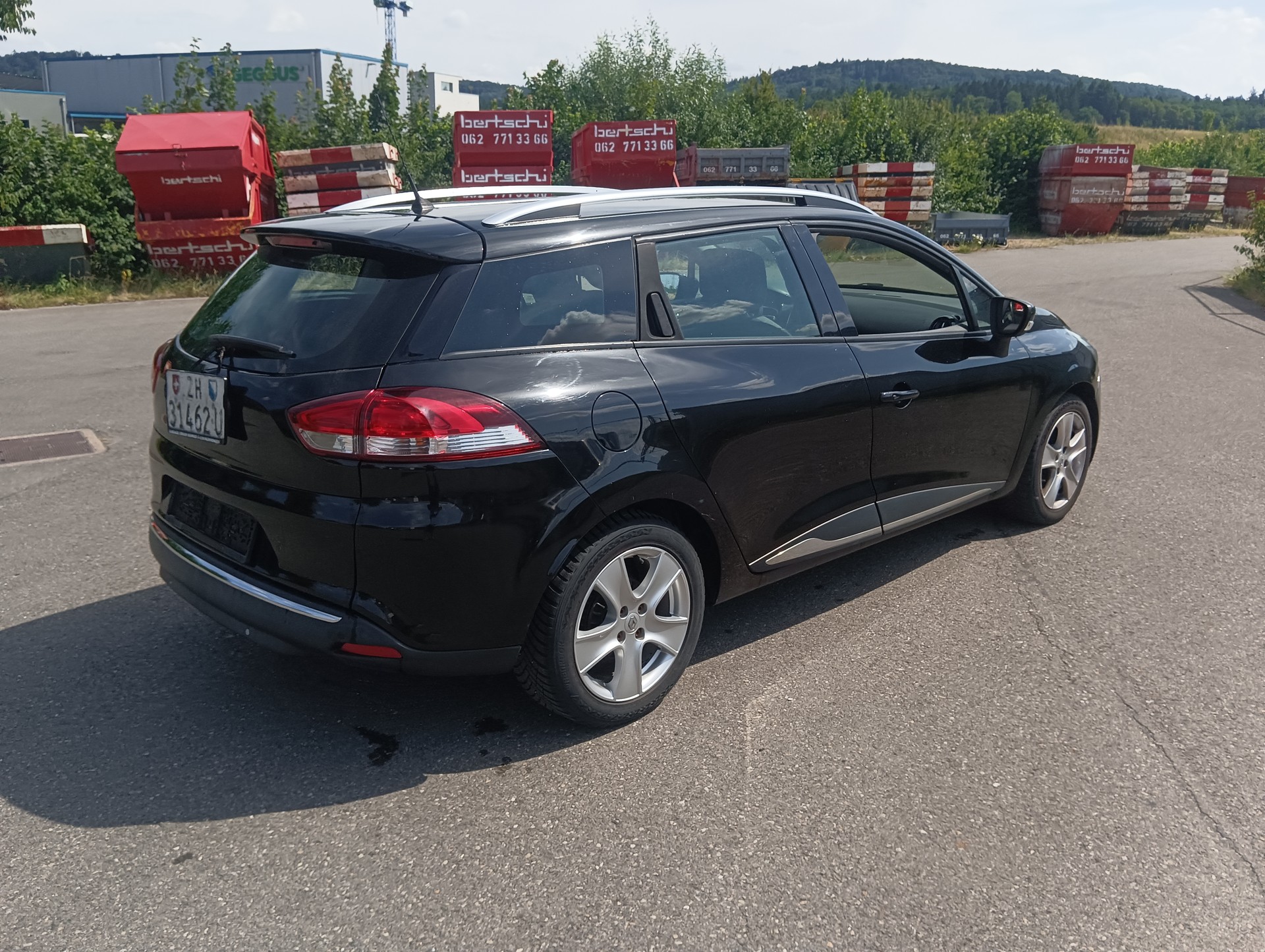 RENAULT Clio Grandtour 1.2 16V T Swiss Edition EDC-image-4
