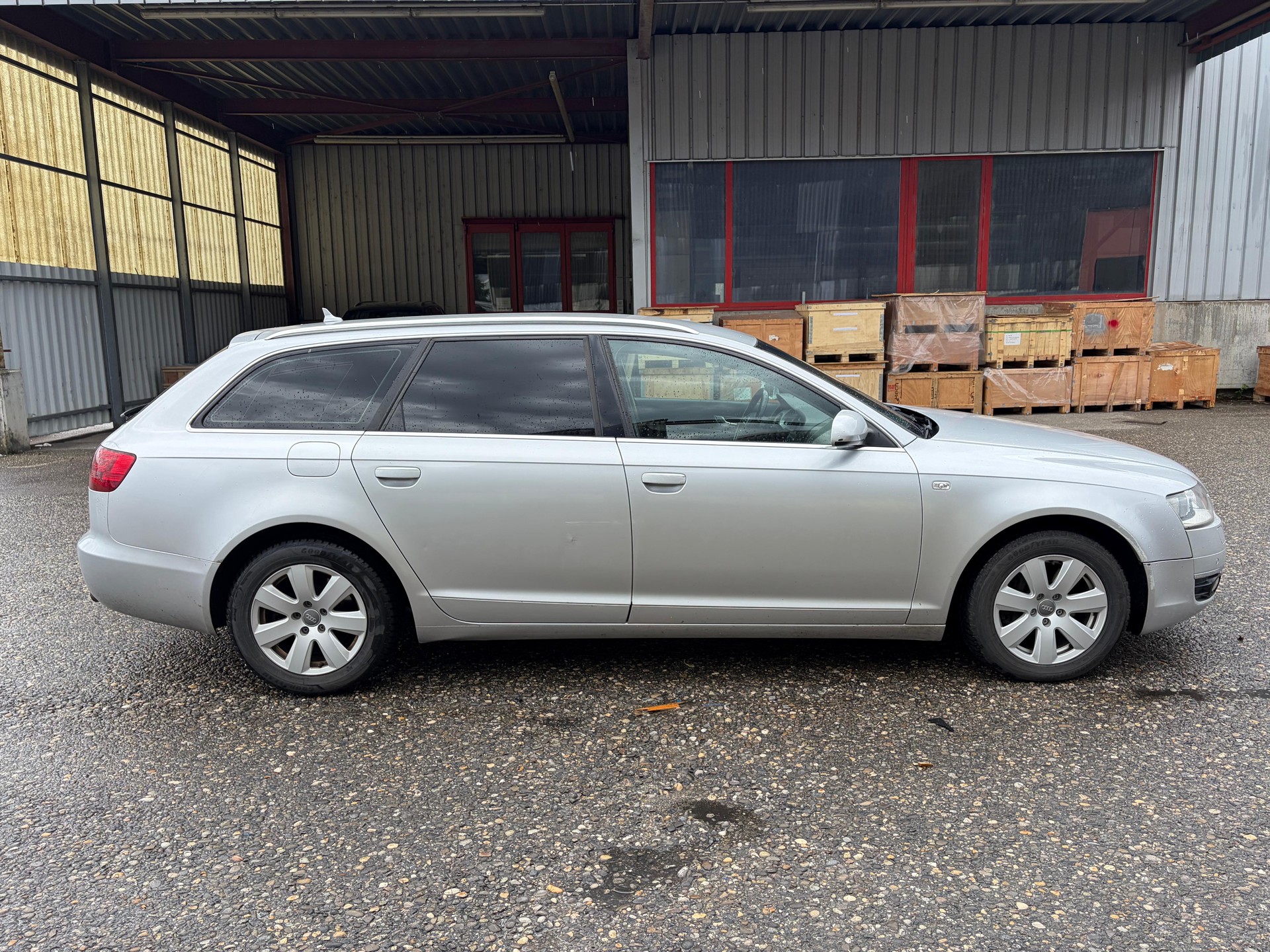 AUDI A6 Avant 2.7 V6 TDI-image-5