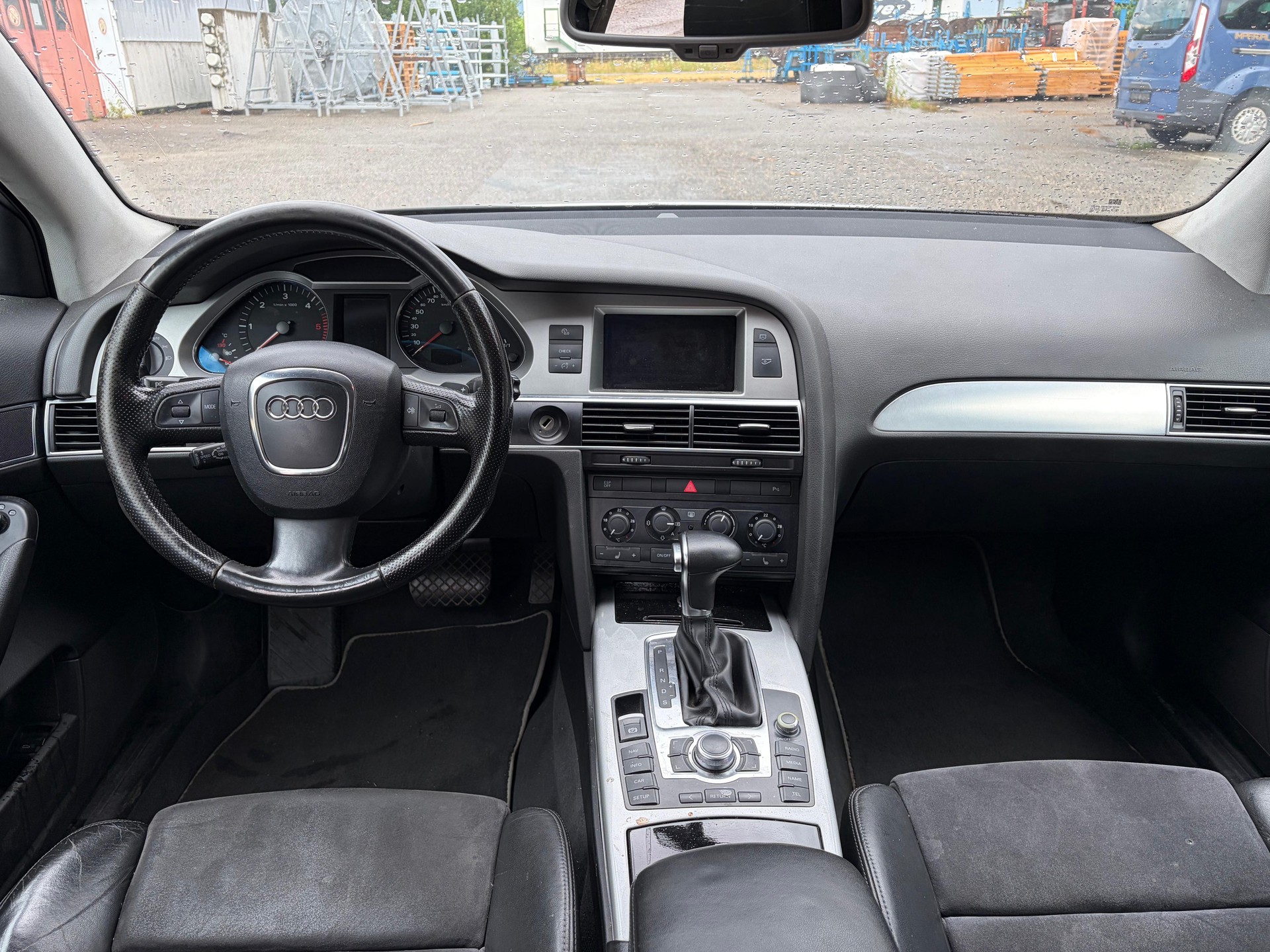 AUDI A6 Avant 2.7 V6 TDI-image-9