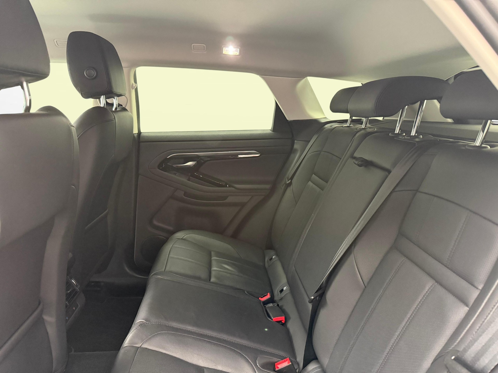 LAND ROVER Range Rover Evoque 2.0 T S-image-10