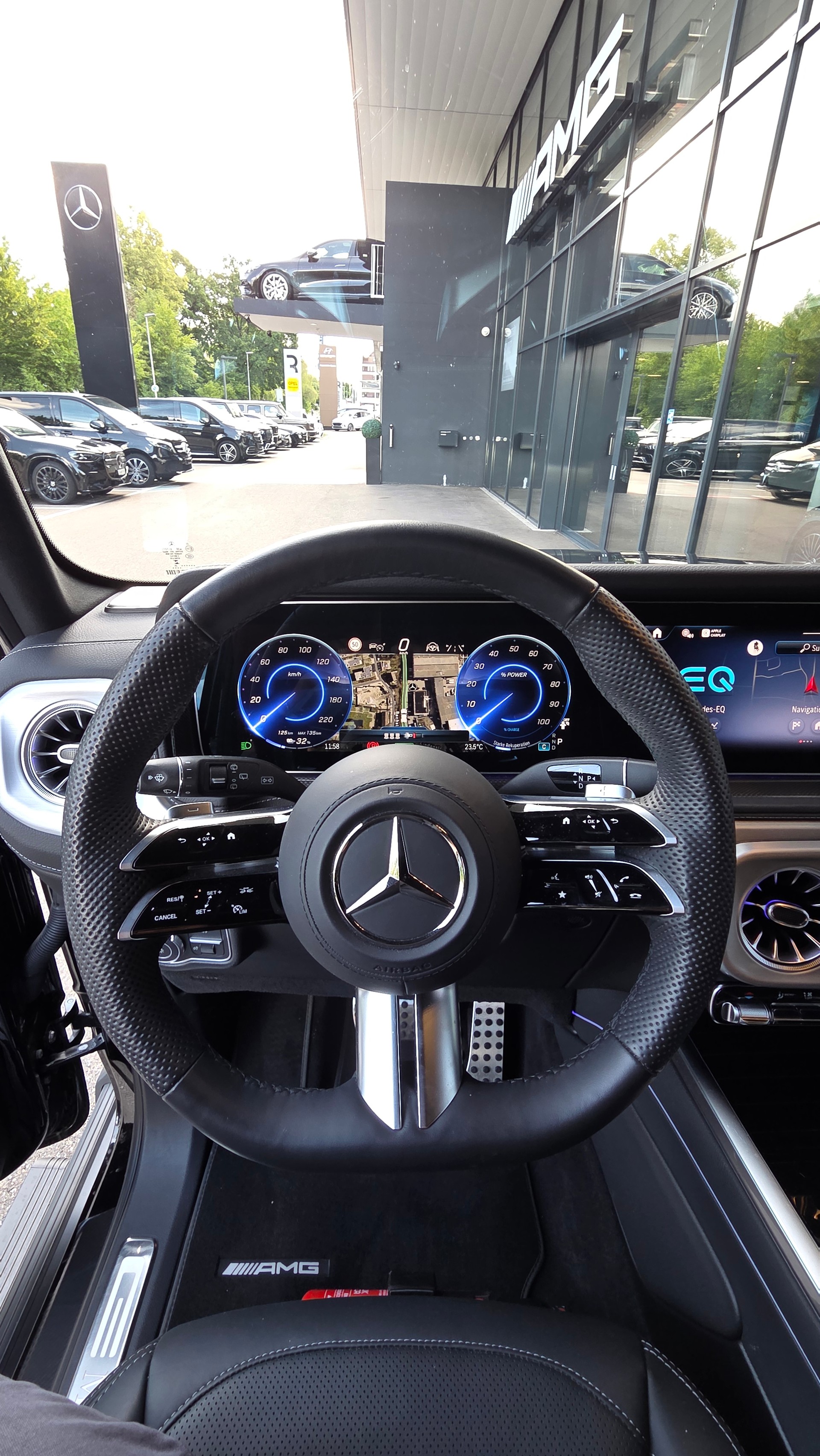 MERCEDES-BENZ AMG Gold Edition, G63 Front, Night-Paket, Technik-Paket, Komfort-Paket, 360 Kamera, AllBlack-image-5