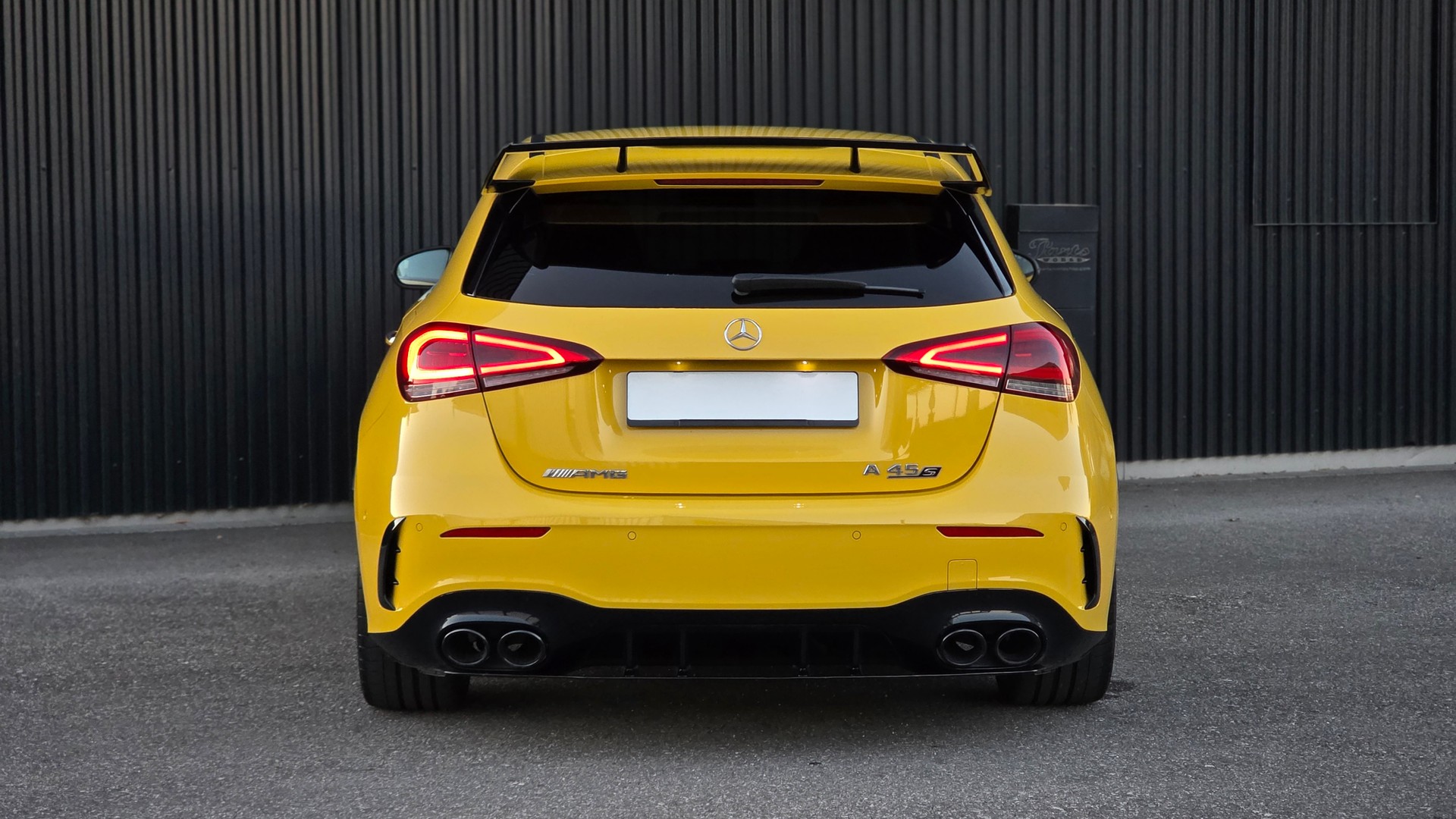 MERCEDES-BENZ A 45 S AMG 4matic+ Speedshift Edition 1-image-3